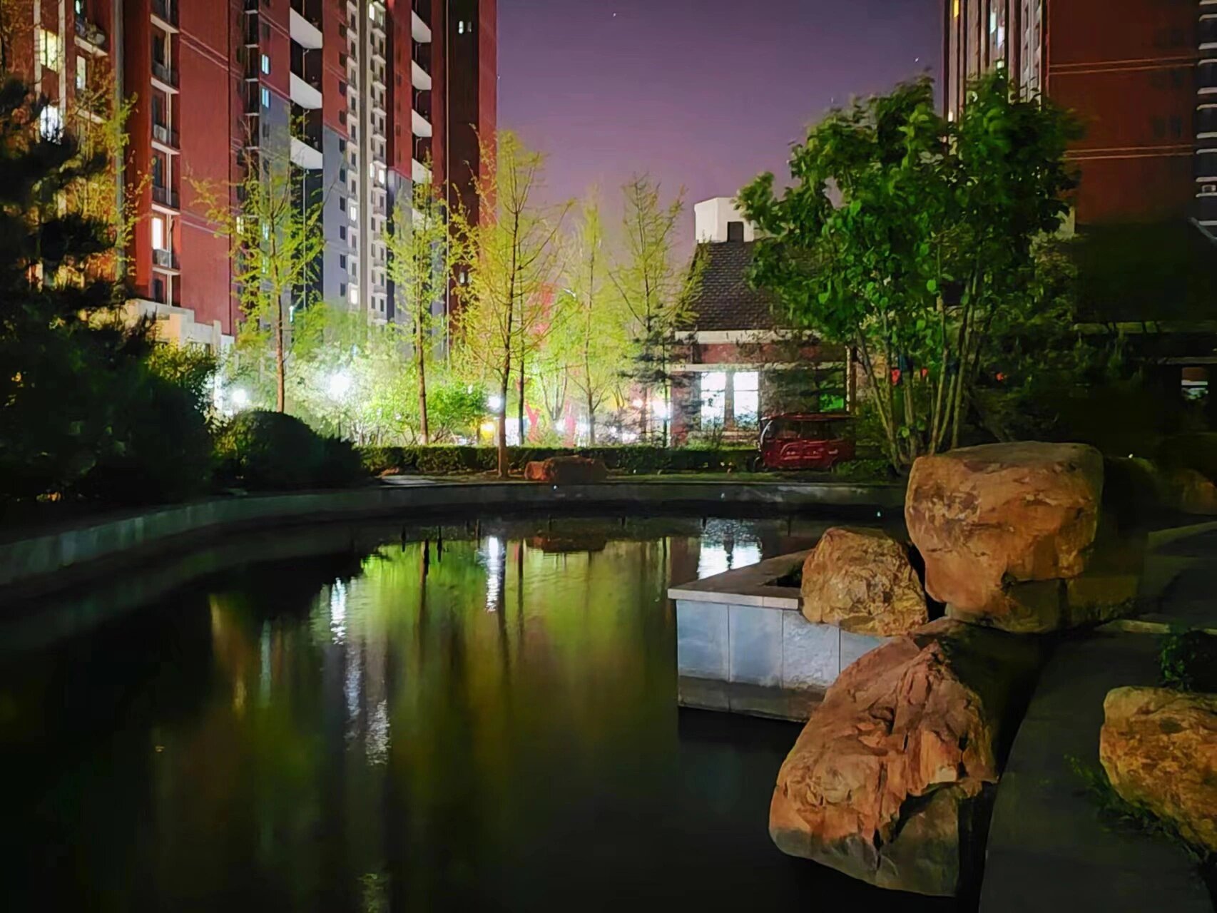 水榭花城小区夜景