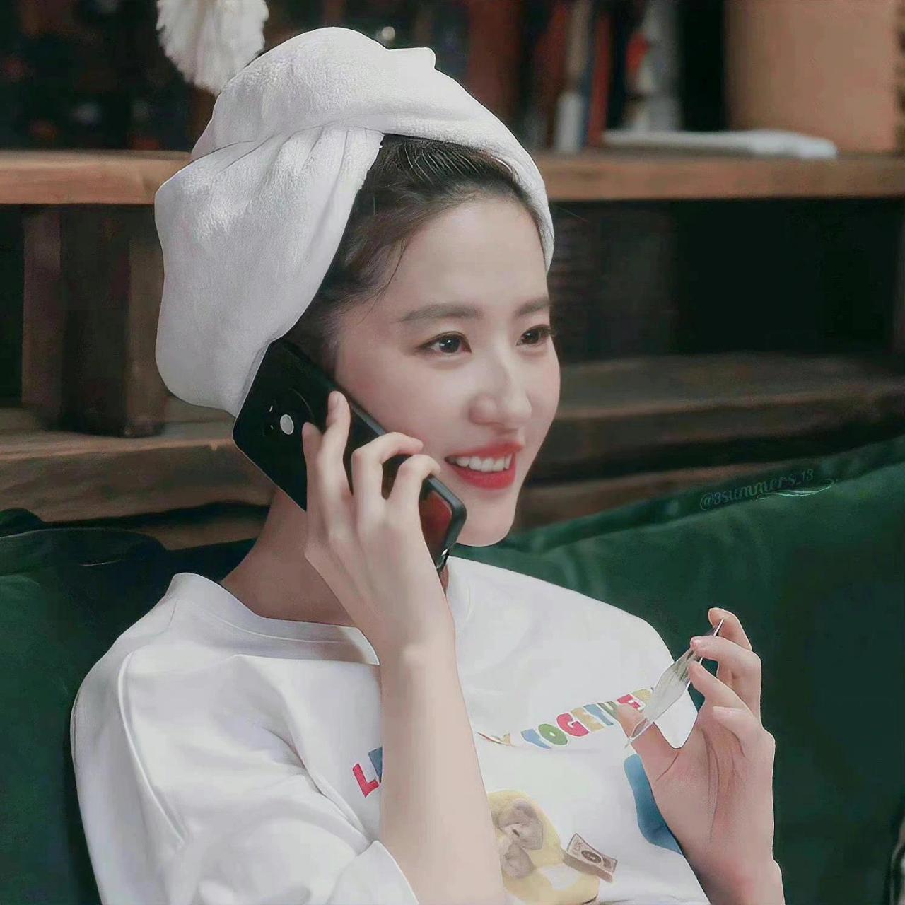 无水印神仙姐姐招财好运头像6015 刘亦菲高清无水印头像壁纸,招财