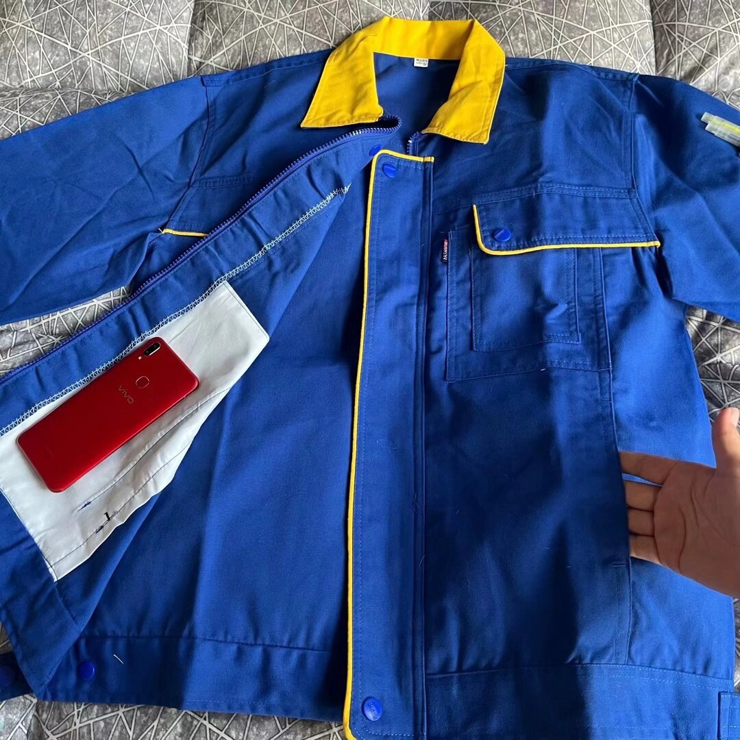 劳保工作服 这款专为工厂,汽修,电焊等场所设计的蓝色套装工作服,不仅