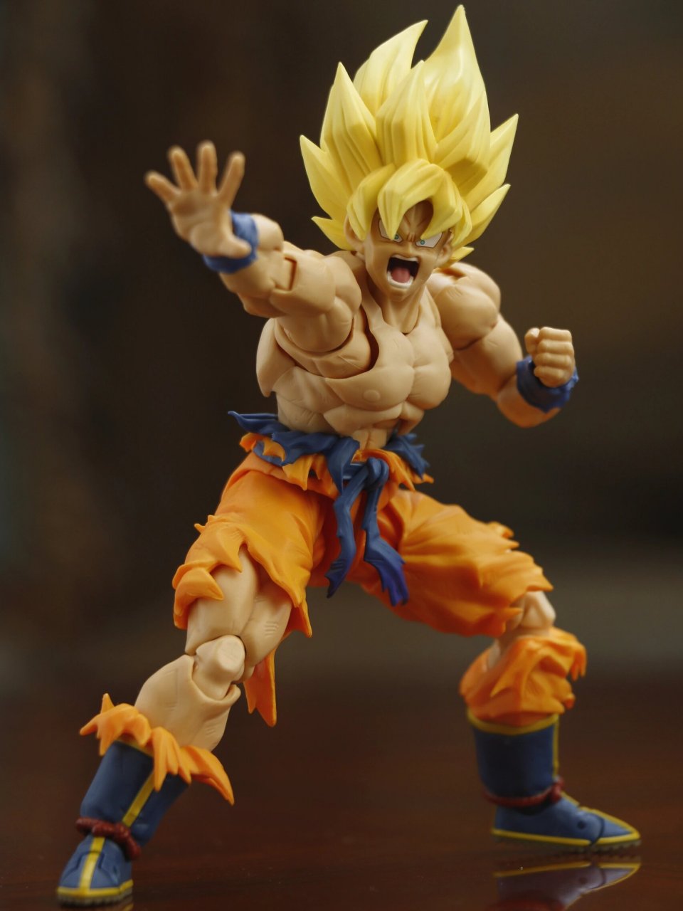 非常好扭 除了胸口有点色差 没什么缺点 #龙珠shf# #万代# #龍珠