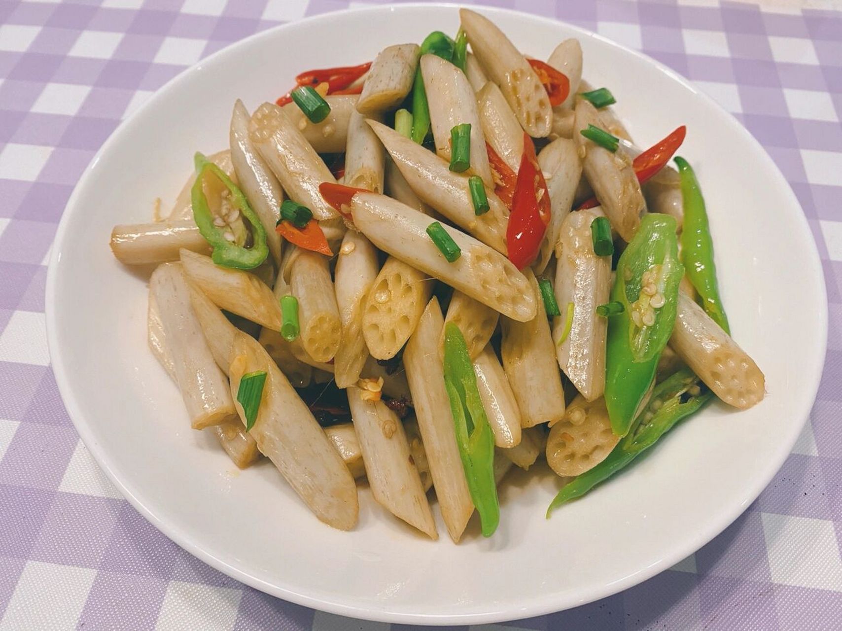 酸辣炒藕带原来这么好吃! 第一次吃藕带,酸辣爽口,超过瘾!