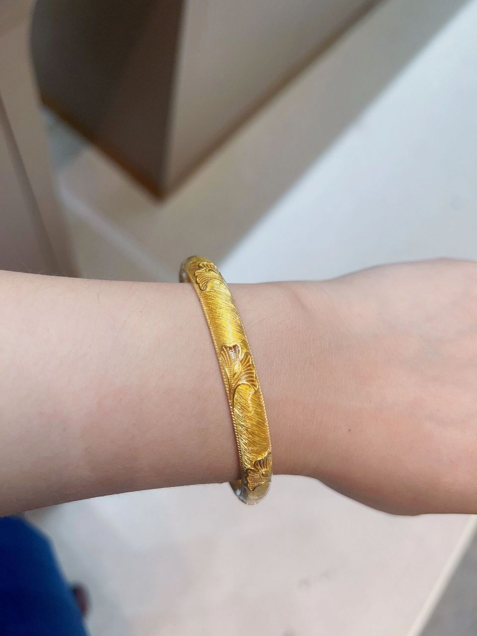 老凤祥新款古法手镯