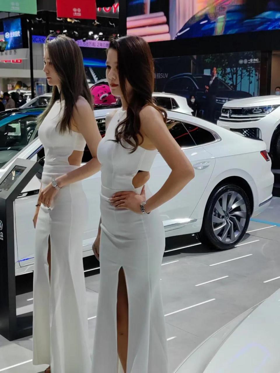 乌鲁木齐红光山车展,自己找亮点