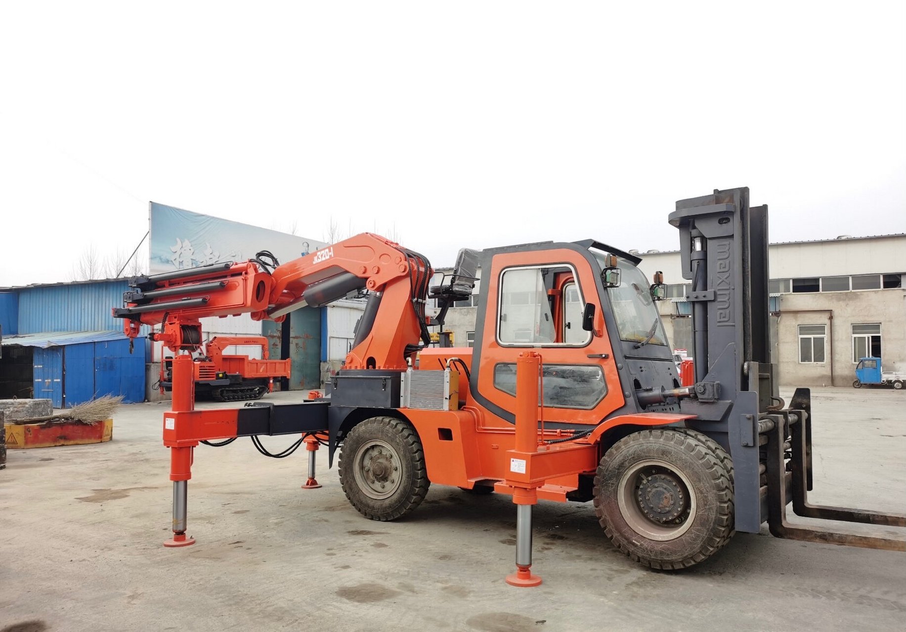 叉车吊 随车吊 吊车 汽车吊 越野叉车 叉车 你开过汽车吊,开过随车吊