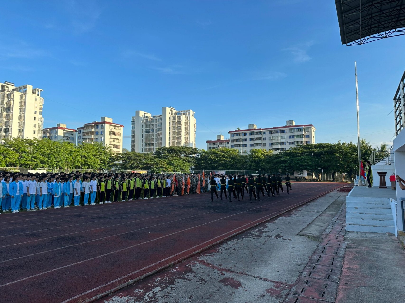 西南大学—三亚中学 初中的环境真的比小学好很多