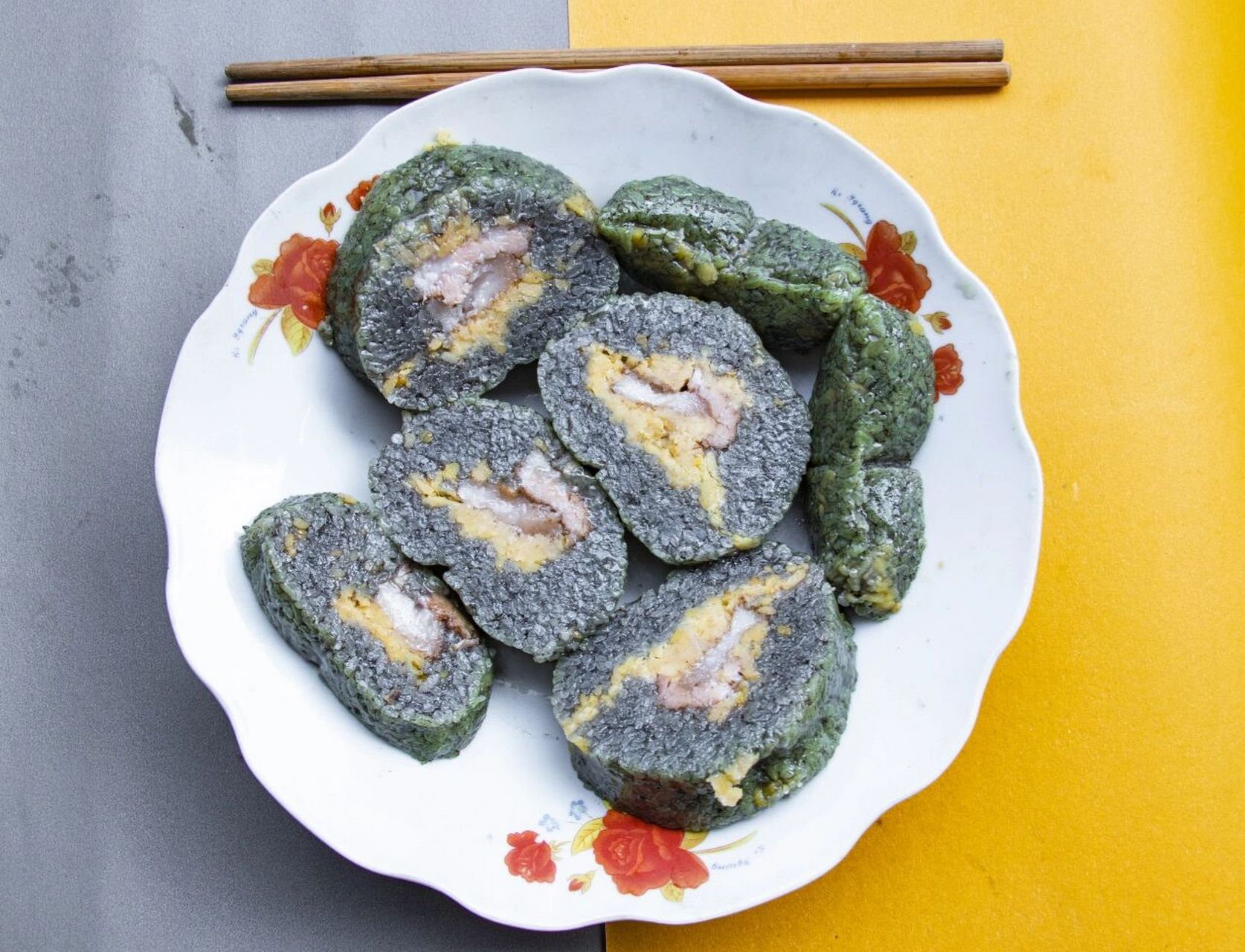 云南富宁壮族美食 心念念,心念念,想吃自家的壮族美食,咱们壮族每个