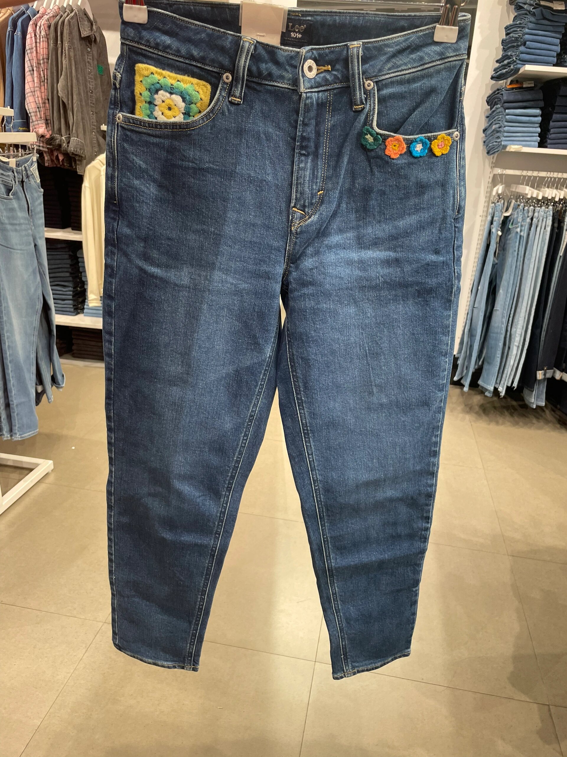 lee女士牛仔裤一口价299,5款