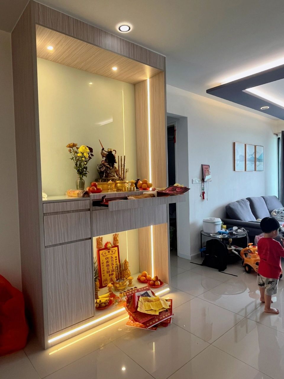 9890神台终于好了 期待祖先牌到来 很muji风 超级喜欢 !