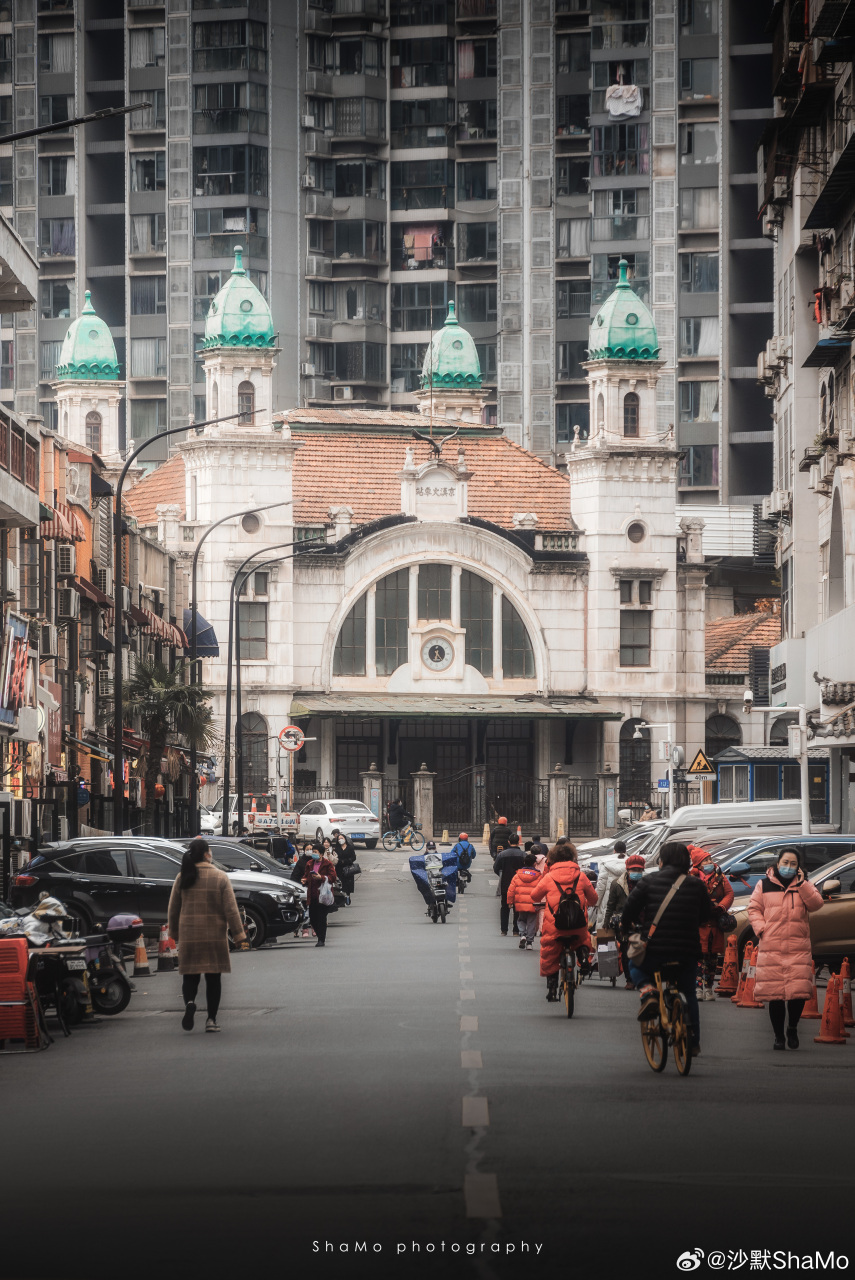 你知道武汉吗#大智门火车站,又名京汉火车站,位于湖北省武汉市京 