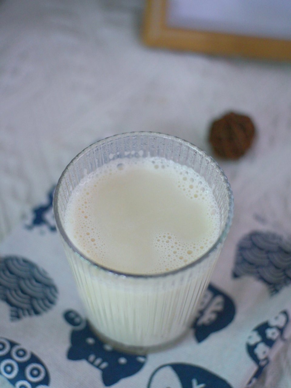 根据自己的口味加入冰糖 #杏仁露# #杏仁核桃露