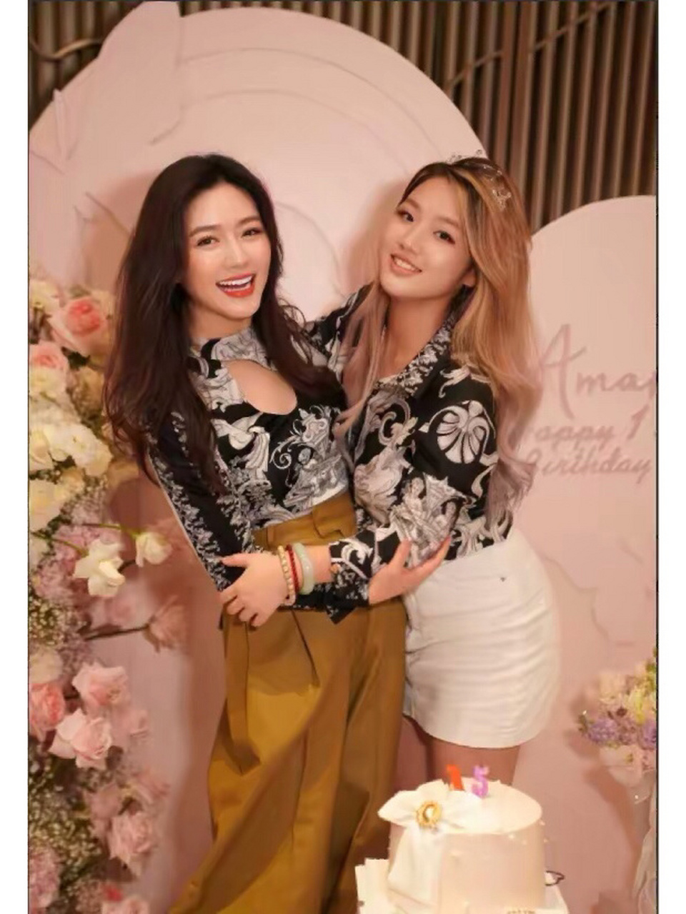 大连实德集团董事长徐明老婆田海蓉和女儿 大连实德集团董事长徐明