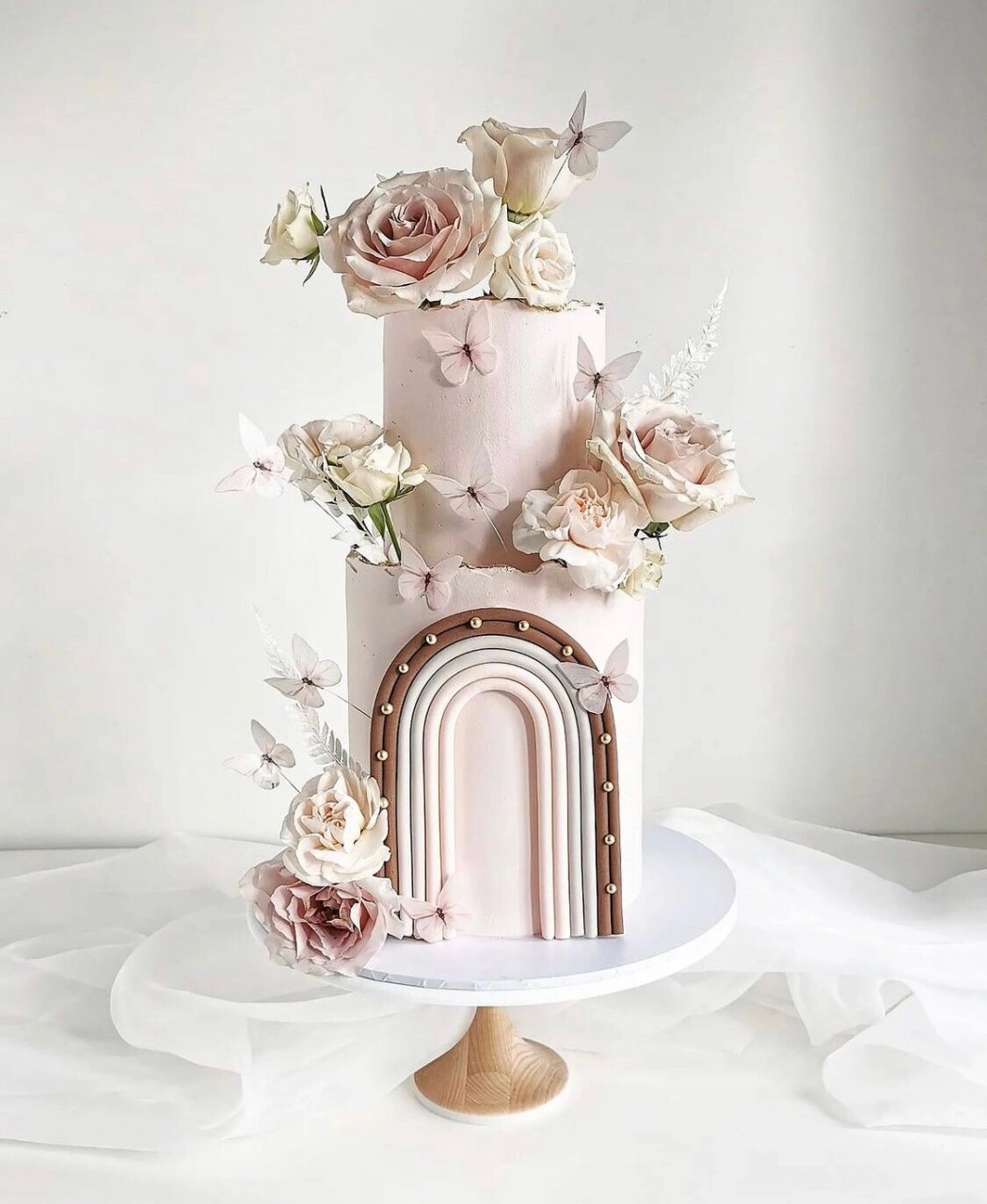 ins双层蛋糕合集98复古蛋糕,鲜花蛋糕 图片来自:ins