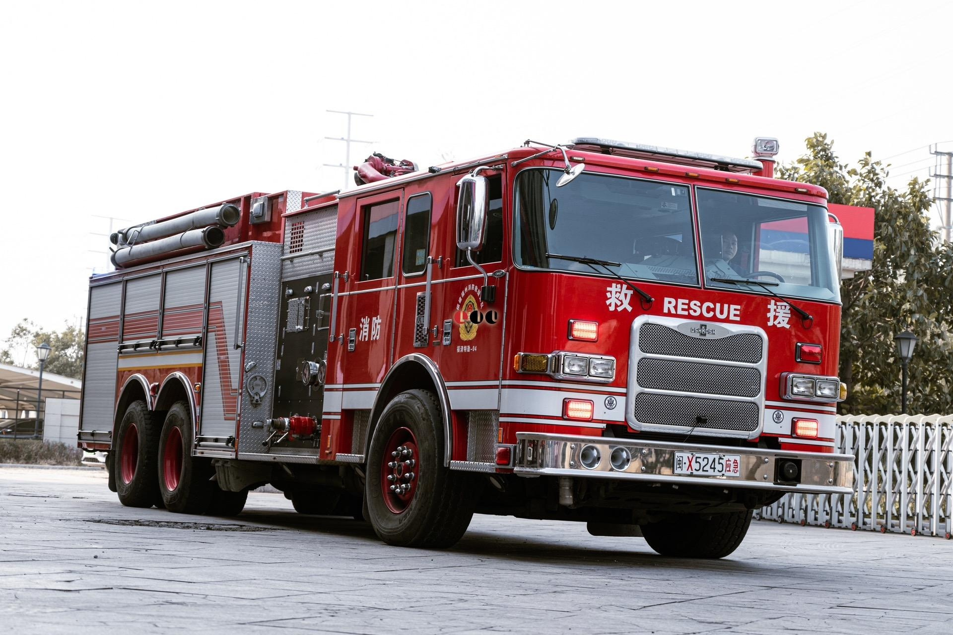 真正的大流量消防车