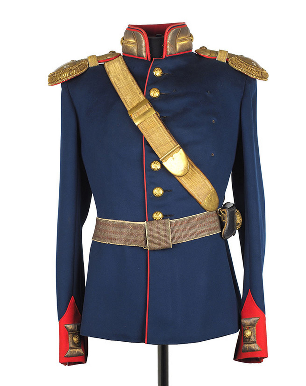 军事收藏:俄罗斯公主的龙骑兵军官礼服 俄罗斯公主(女大公)弗拉基米