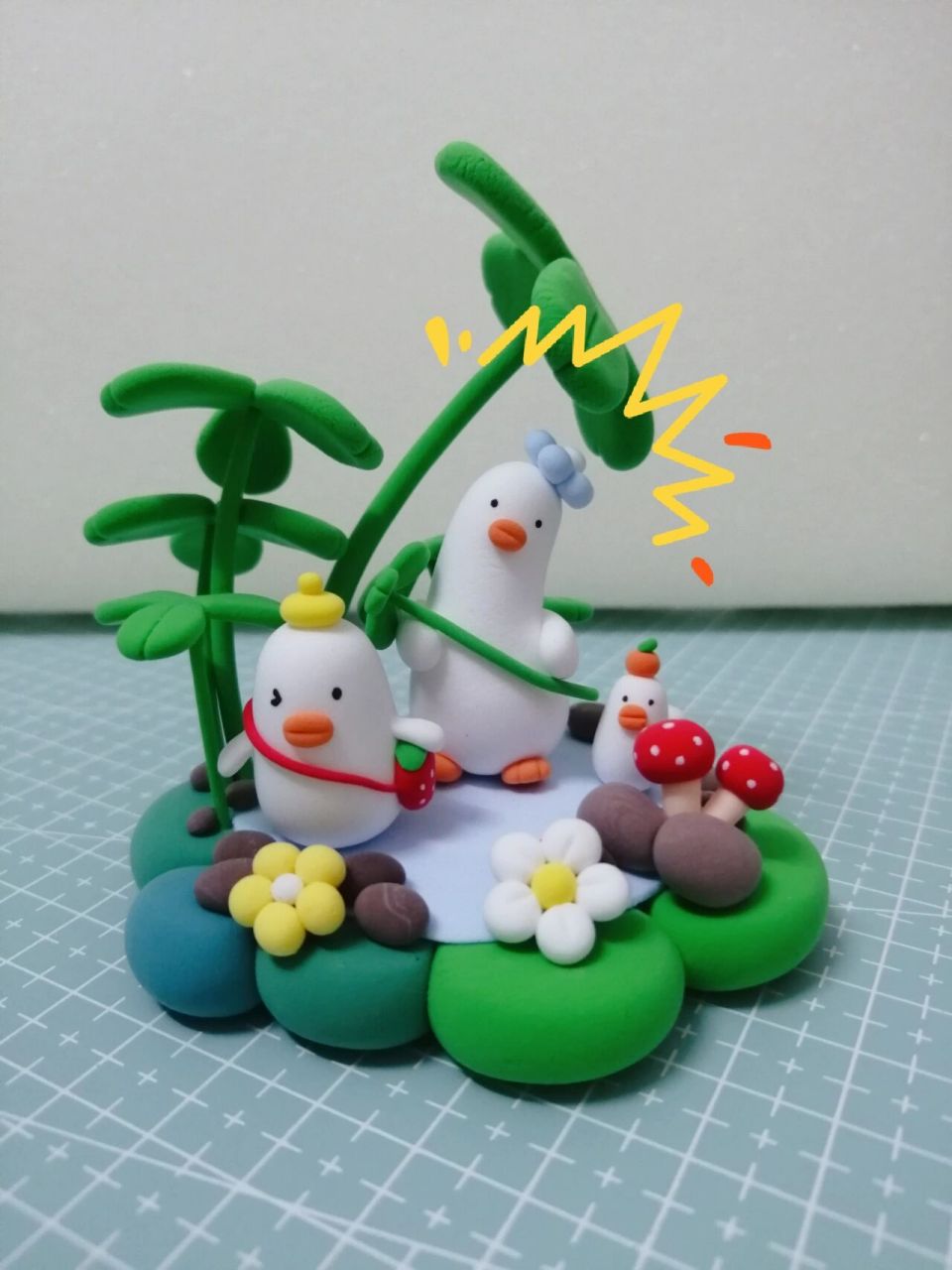 这次临摹的是小鸭鸭出游小场景,真的是太可爱了!