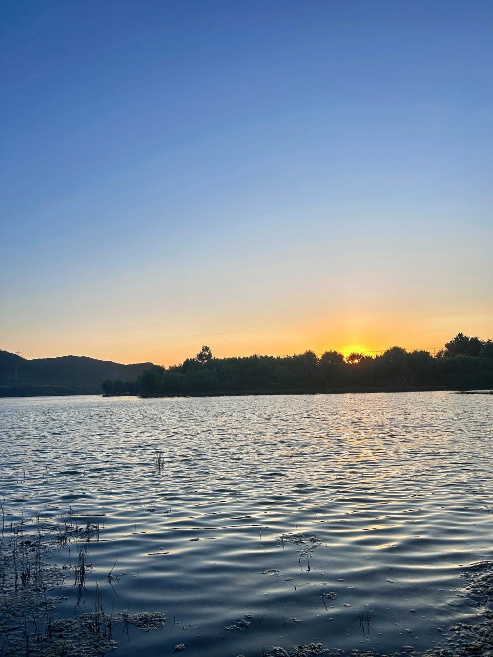 大连西山水库风水太阴图片