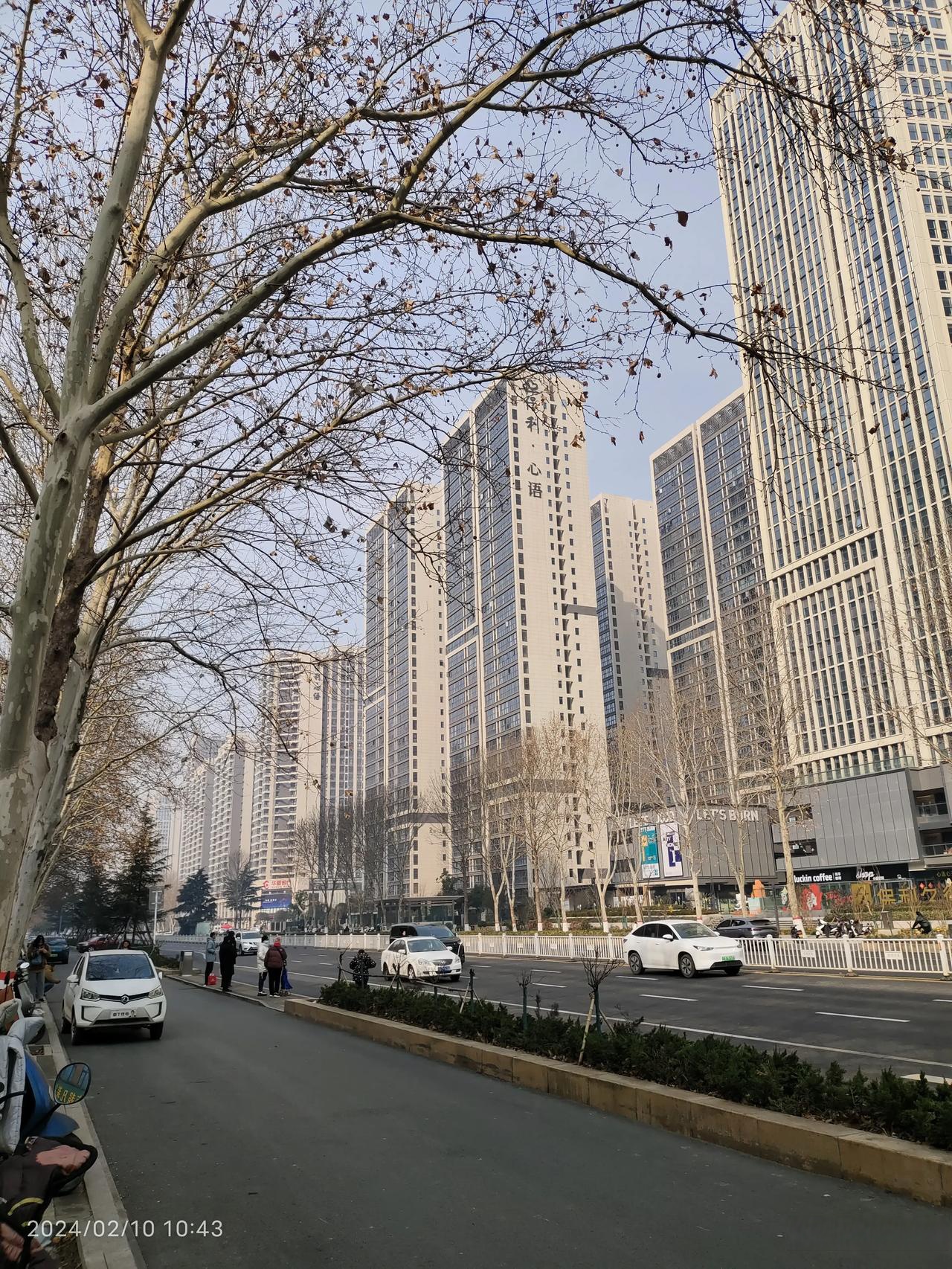 来到郑州才知道地铁的便捷,才知郑州老城区郑州街道图片郑州老城区