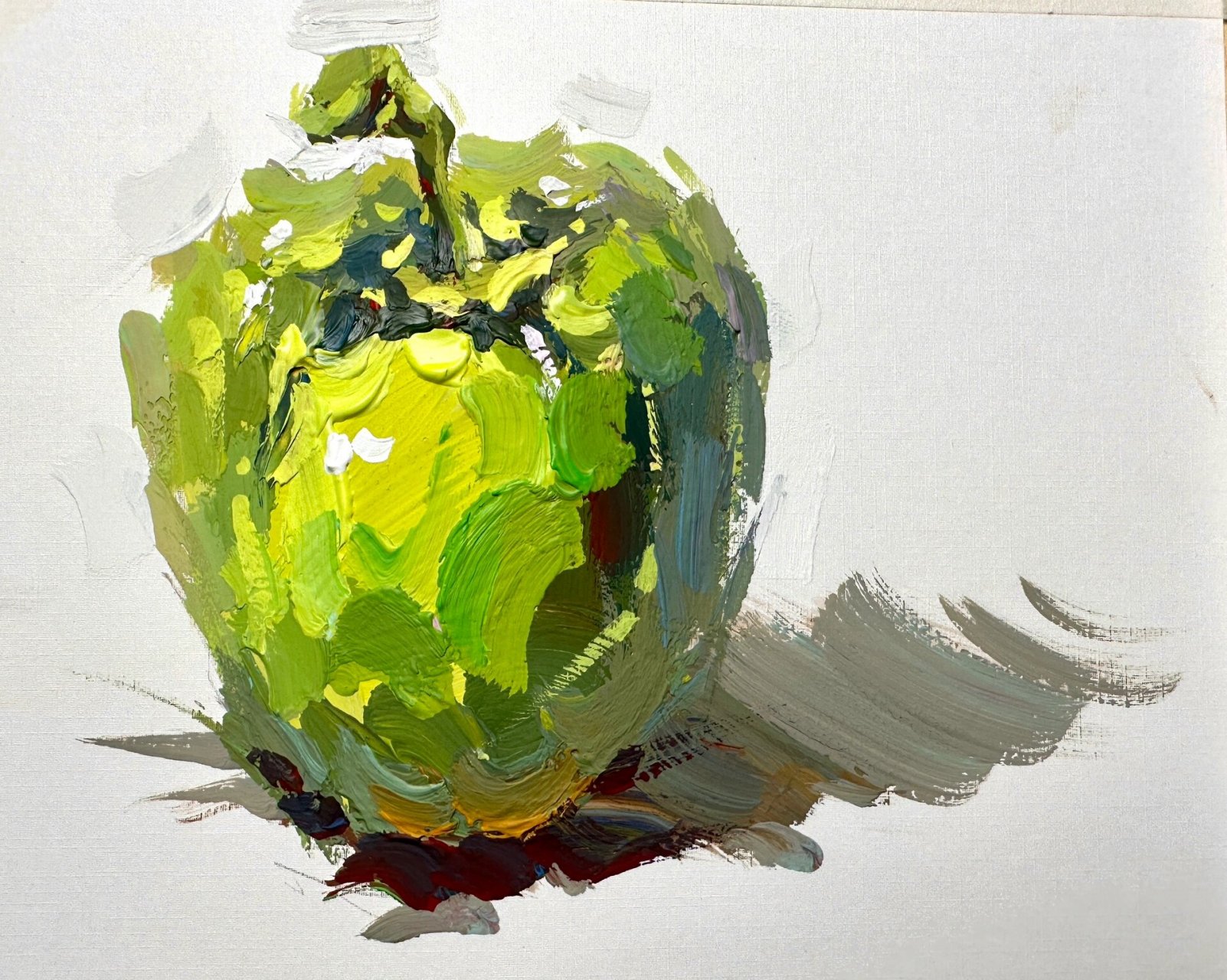 起形:先概括找青椒的上大下小的起伏形体关系,确认物体大小及透视,把