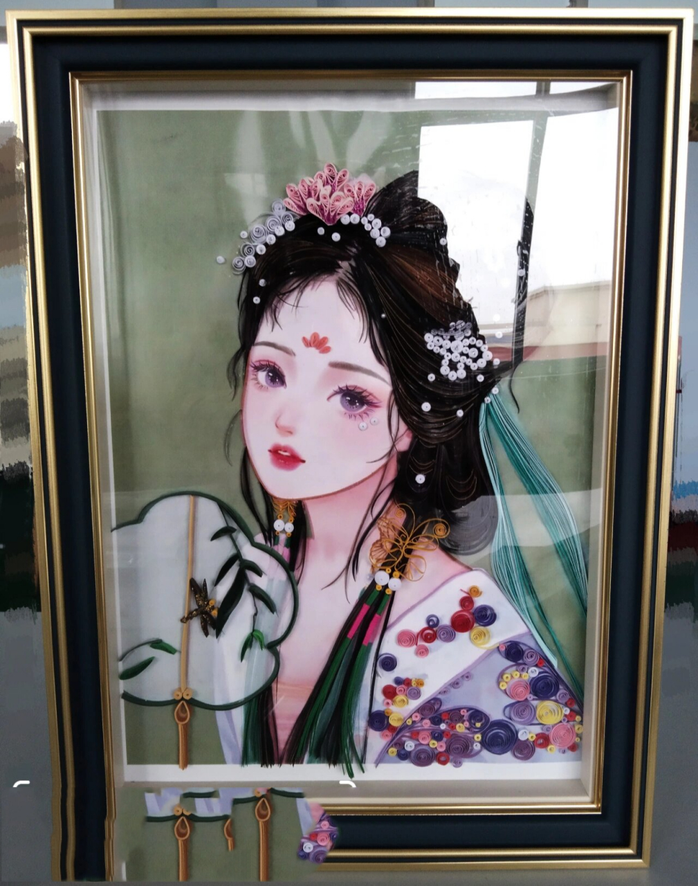 这是我做的第二幅原创人物衍纸画(最后一副是第一幅原创衍纸作品