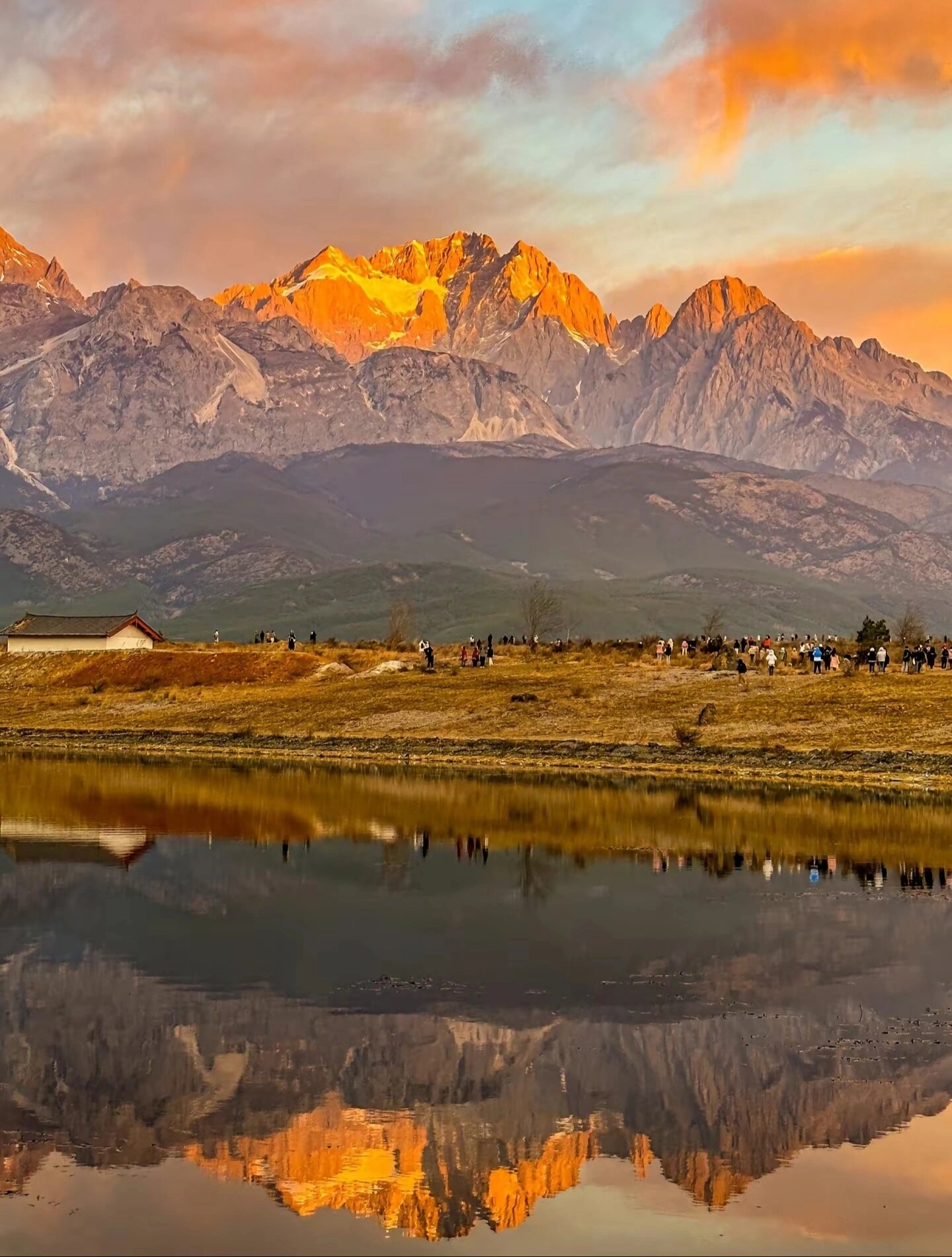 云南日照金山攻略7515你挑对时机了吗71 93云南一年中看日照