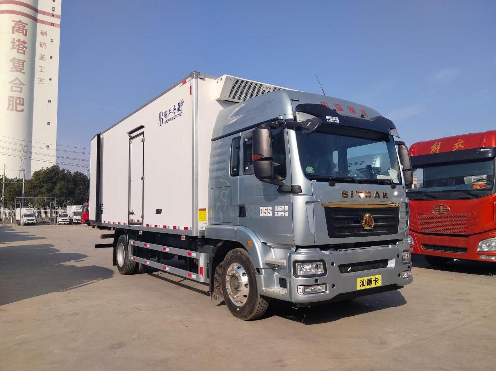 8米汕德卡g5s自动挡290马力冷藏车 整车外尺寸:9350*26000*3980mm