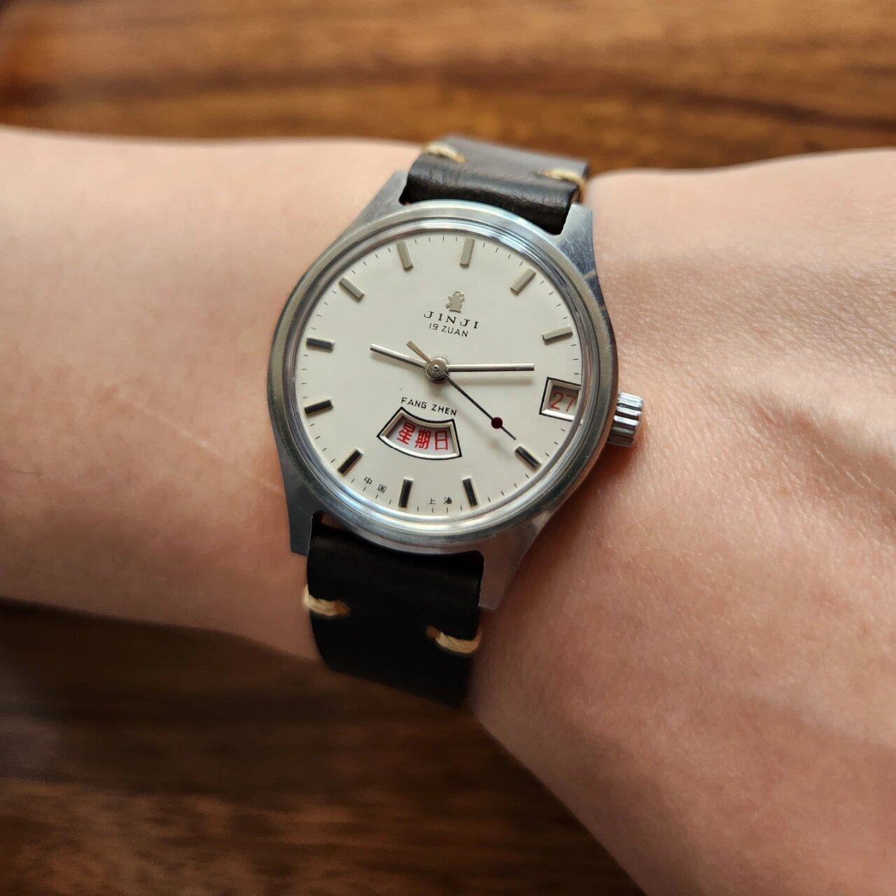 上海手表厂 金鸡牌双历表 80年代生产,上海表厂二级品牌,少见银色款式