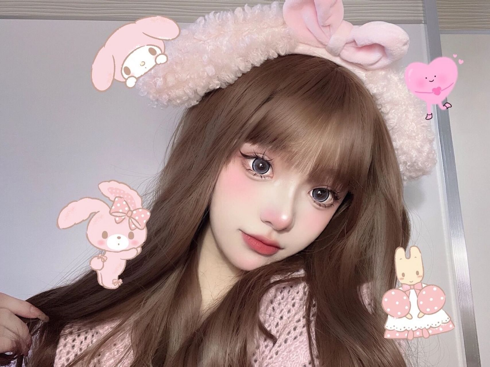 真人美乐蒂(6102065361020729)头像感自拍了 几块钱