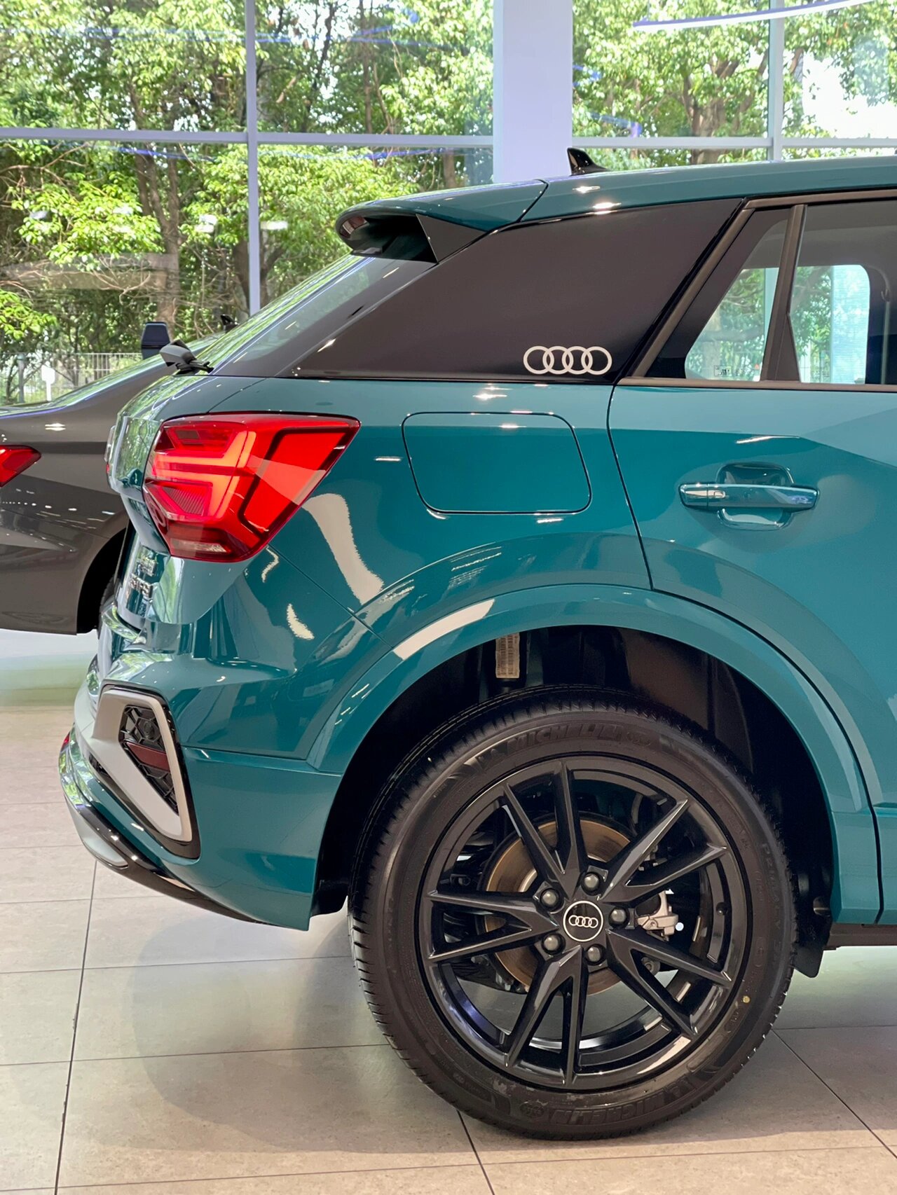 开着舒适又有面儿 凯拉什蓝q2l 年轻人,你理想的汽车是什么?