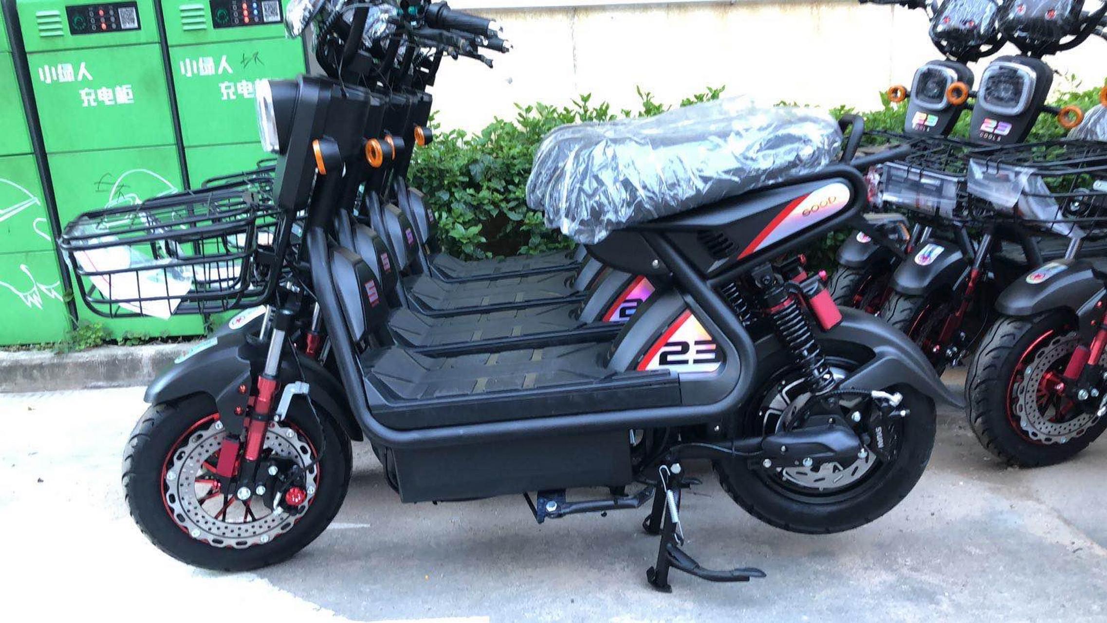 72伏极酷s,48伏极酷s,60伏极酷s  全新四代极酷s高配豪华款电动车