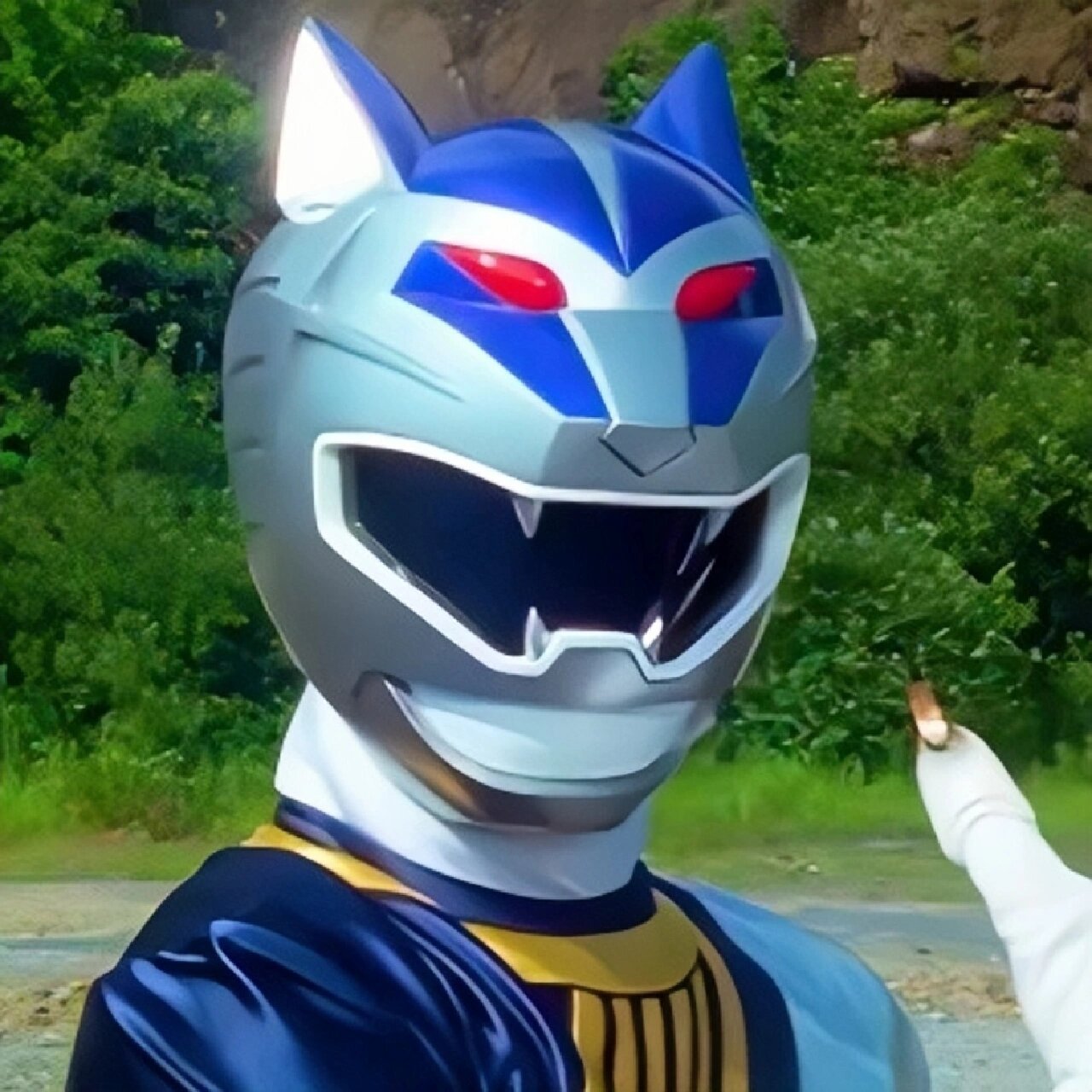 可以私信或者是在评论区说 #特摄剧# #超级战队# #头像# #战队头像