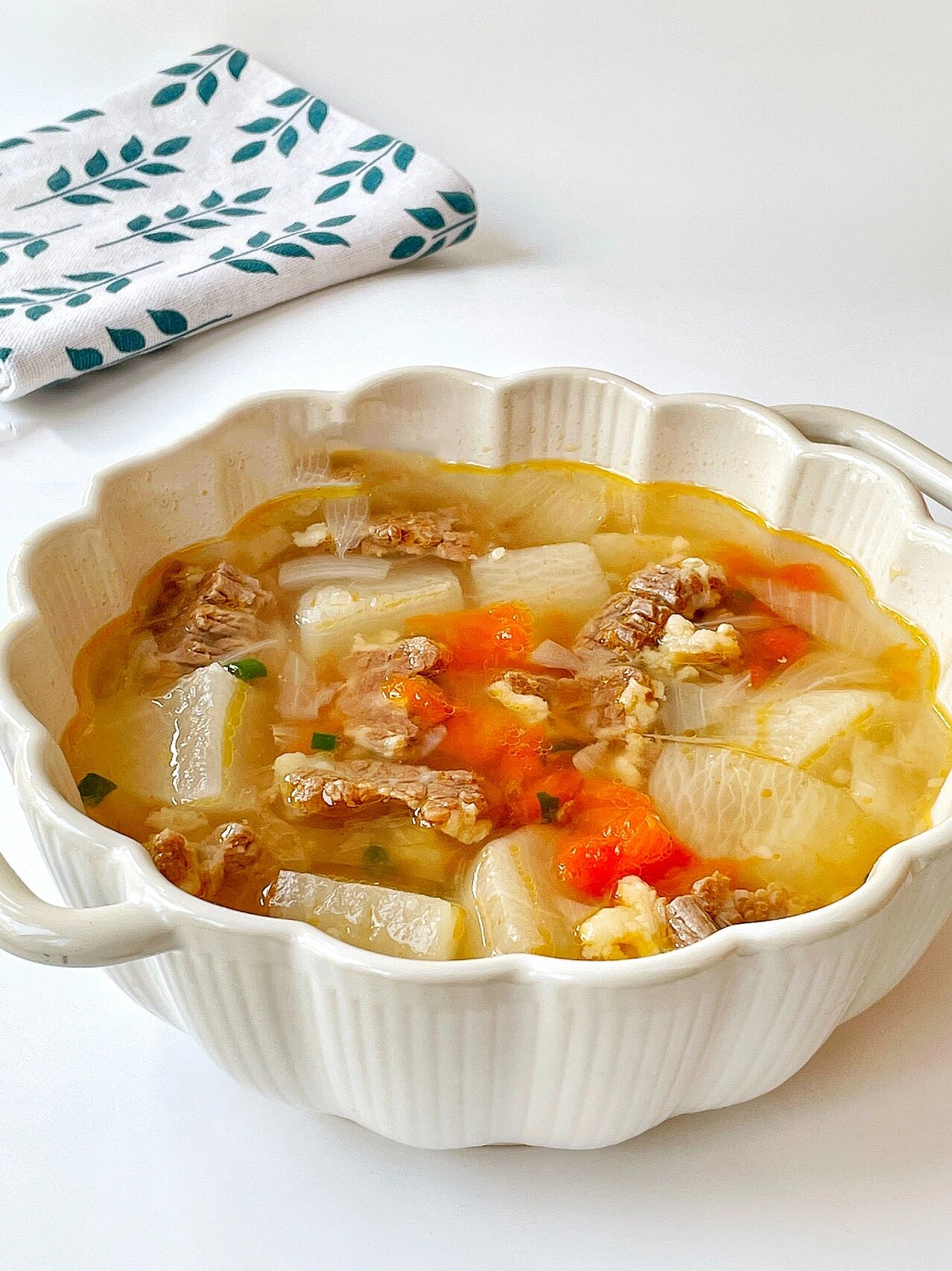 12m 宝宝辅食|白萝卜炖牛腩|汤鲜味美73 今天分享一道秋季营养汤"白