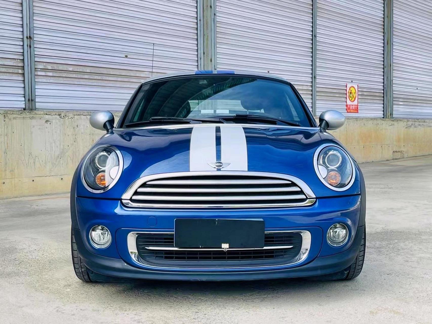 全国限量版 mini棒球帽r58,13年的车子,车况精品.座椅加热,定速巡航.