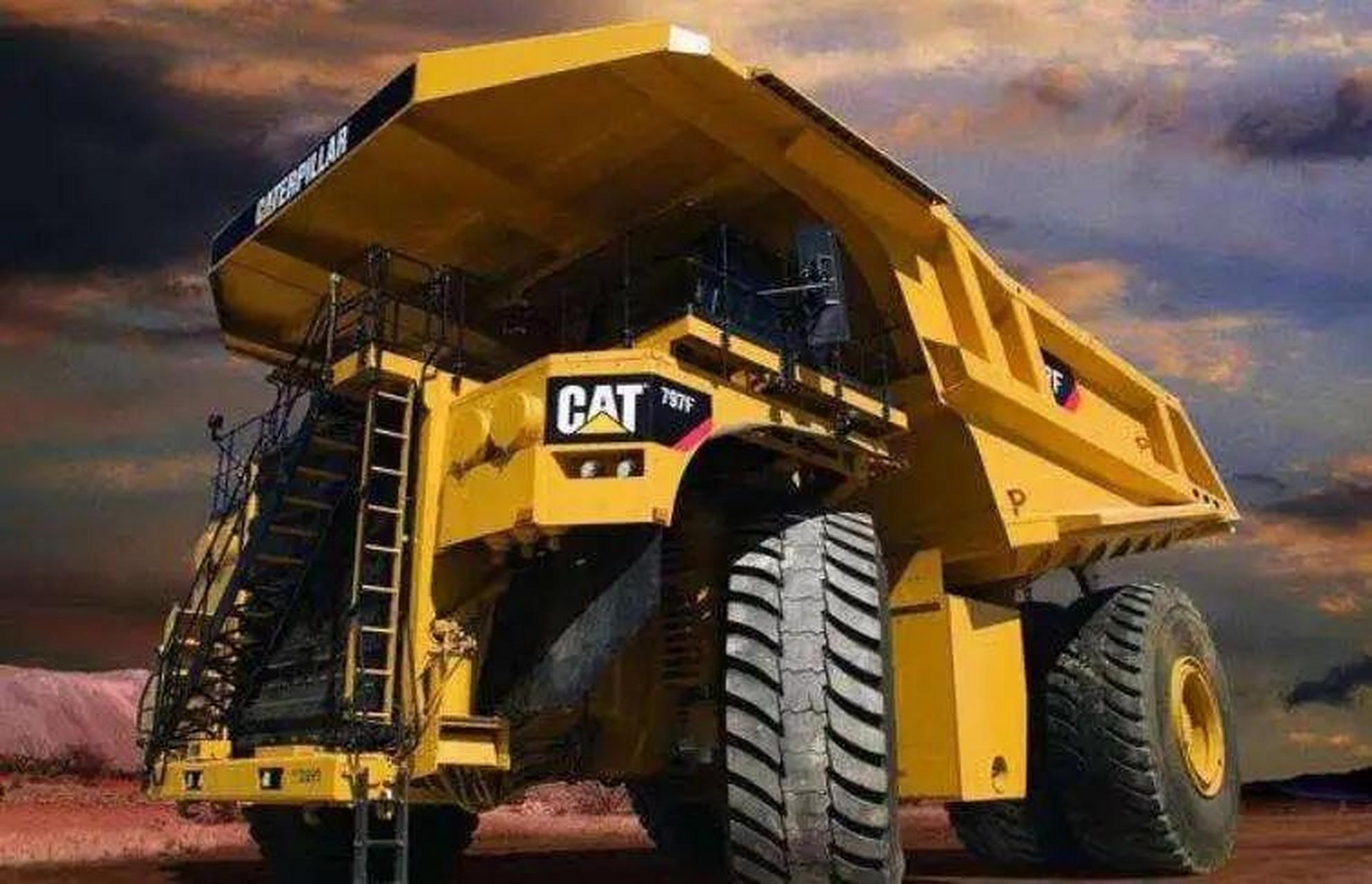 售价3000万的卡特彼勒797矿卡,在矿山它是最美的logo