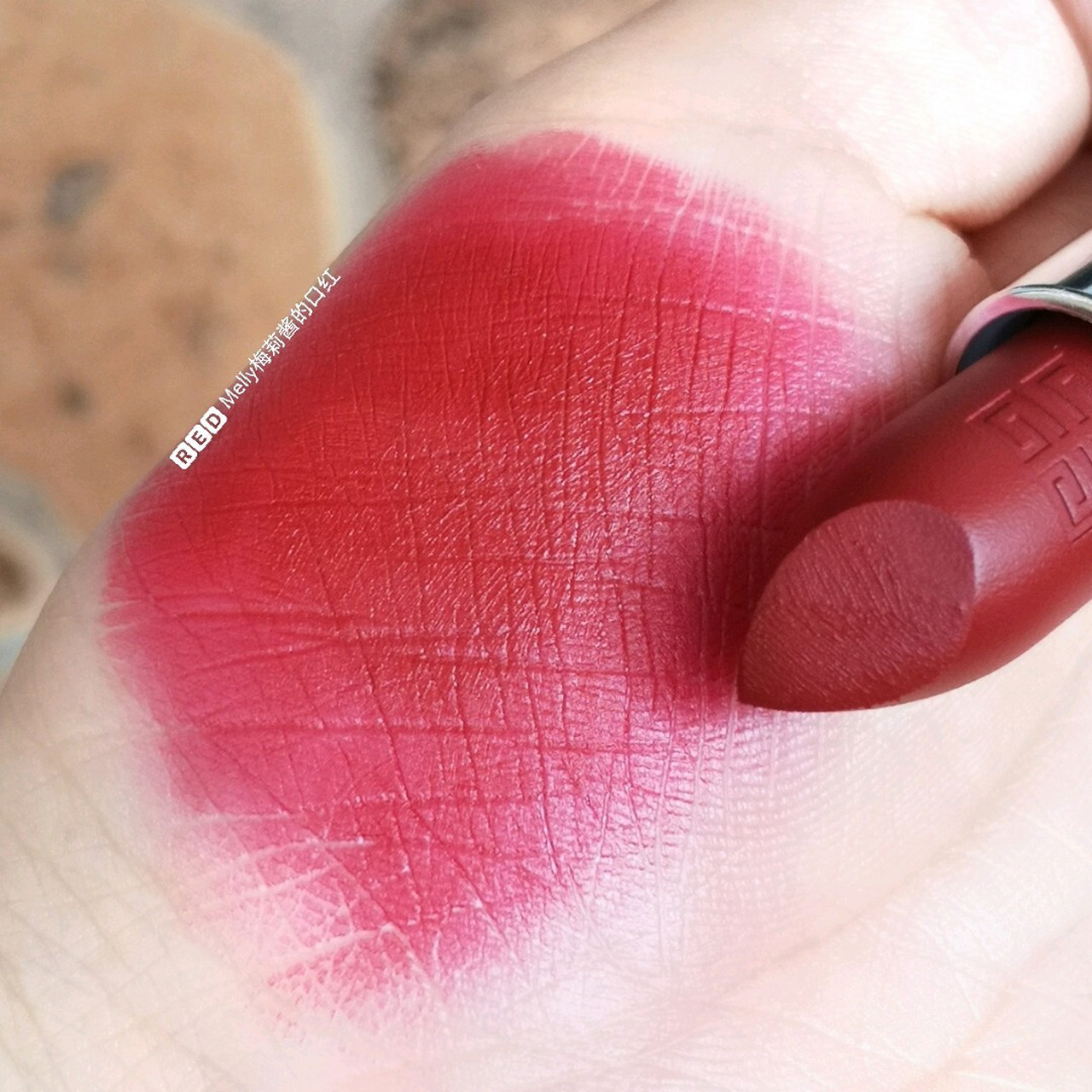 纪梵希秋冬新品红丝绒37|复古酒渍玫瑰红!