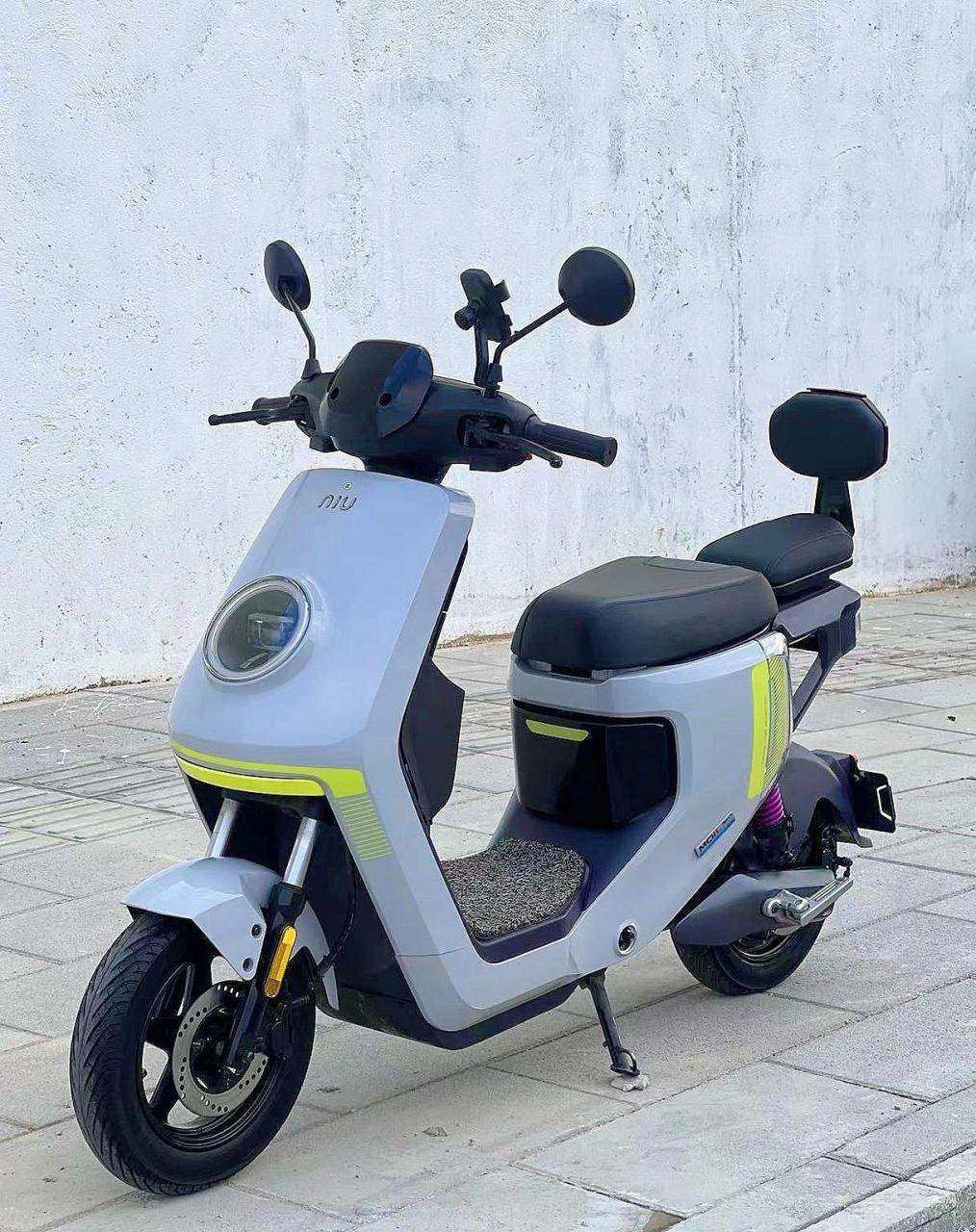 2023年购买的小牛mqil动力板(可上牌)实行500公里准新车,极速可达60