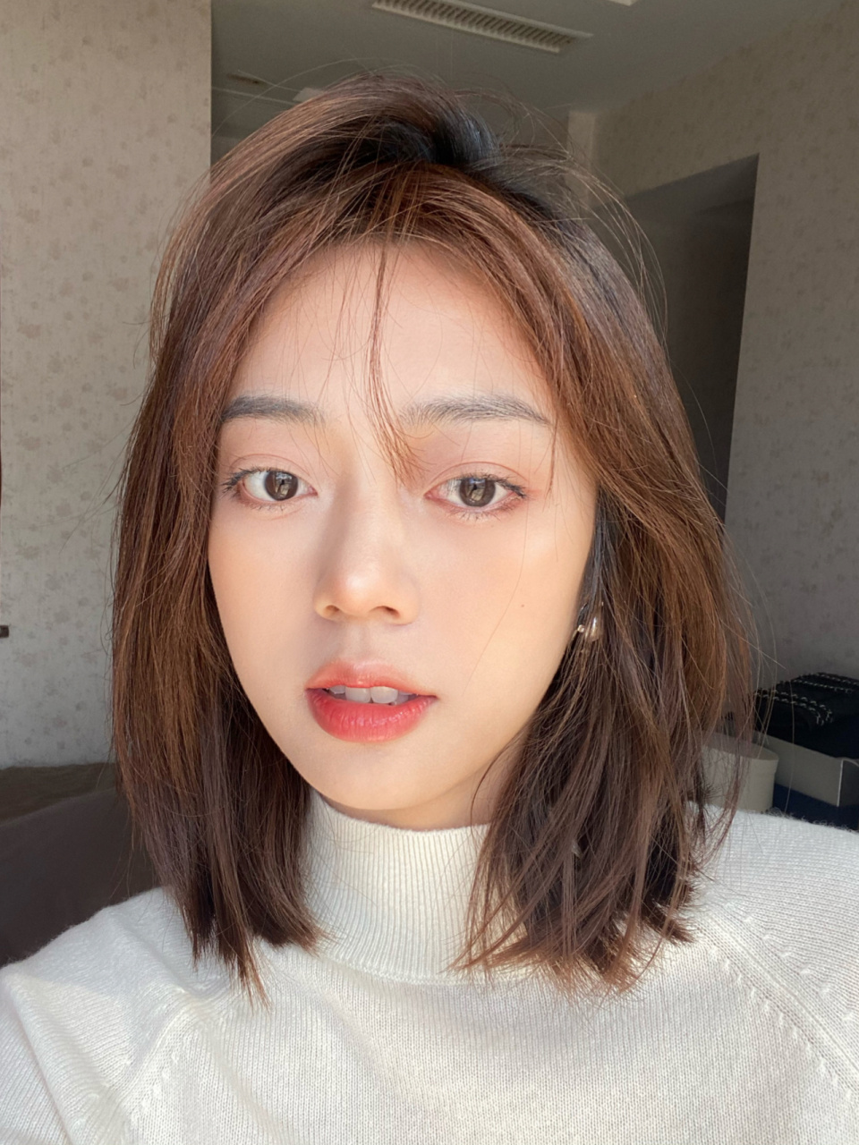 花王雾霾棕! 染了2个月了! 还是很好看! 妆容视频已经发辣 在前面!