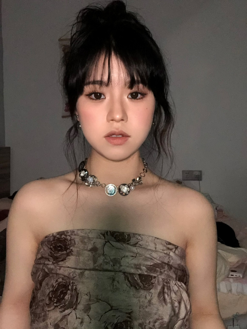 自带清冷感 #今日妆容# #jisoo# #小烟熏