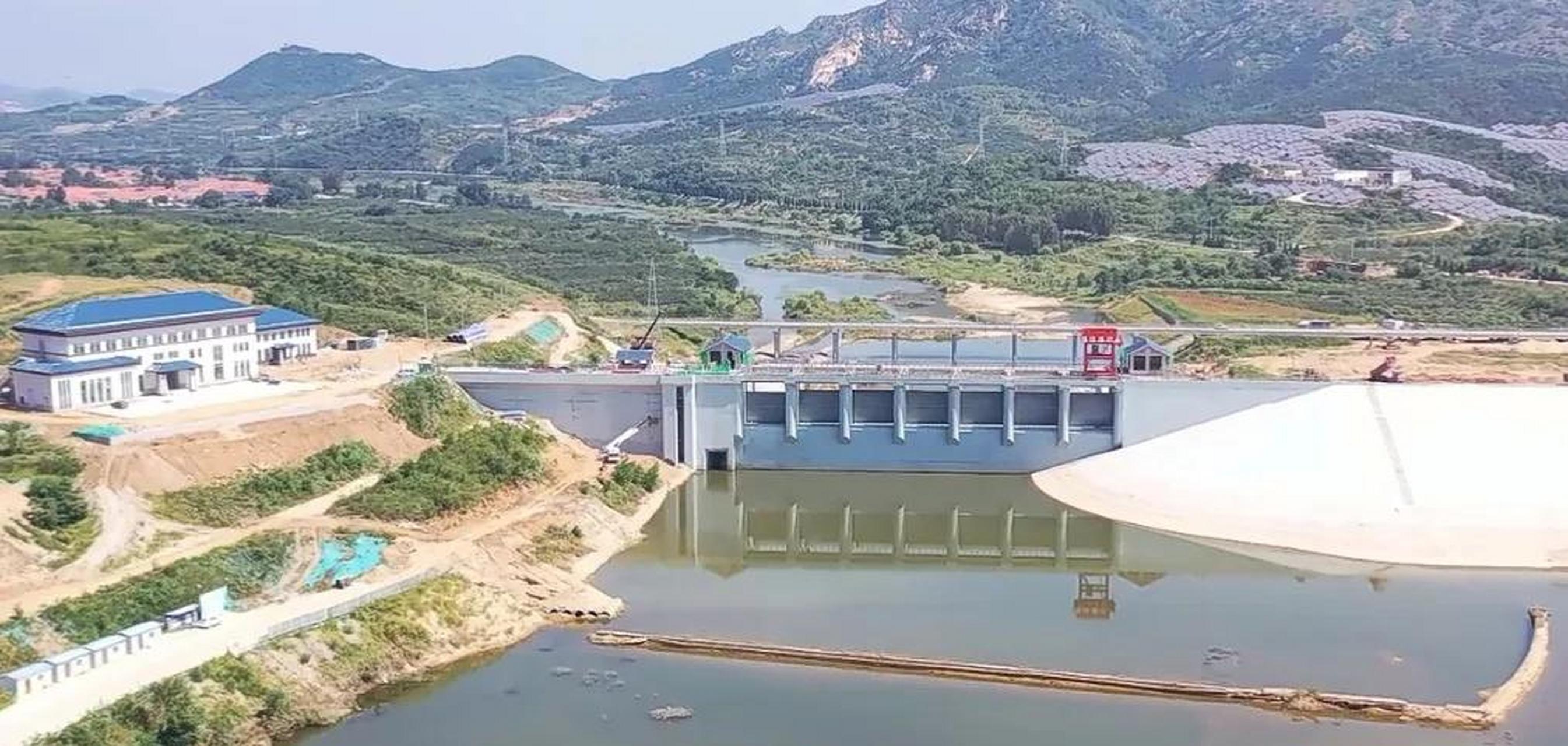 老岚水库工程位于烟台市所属福山,牟平,栖霞三区市交汇处,总库容1.