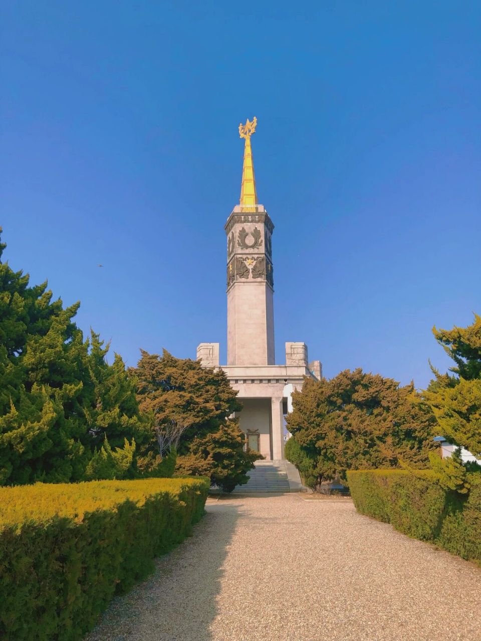 旅顺三大纪念碑