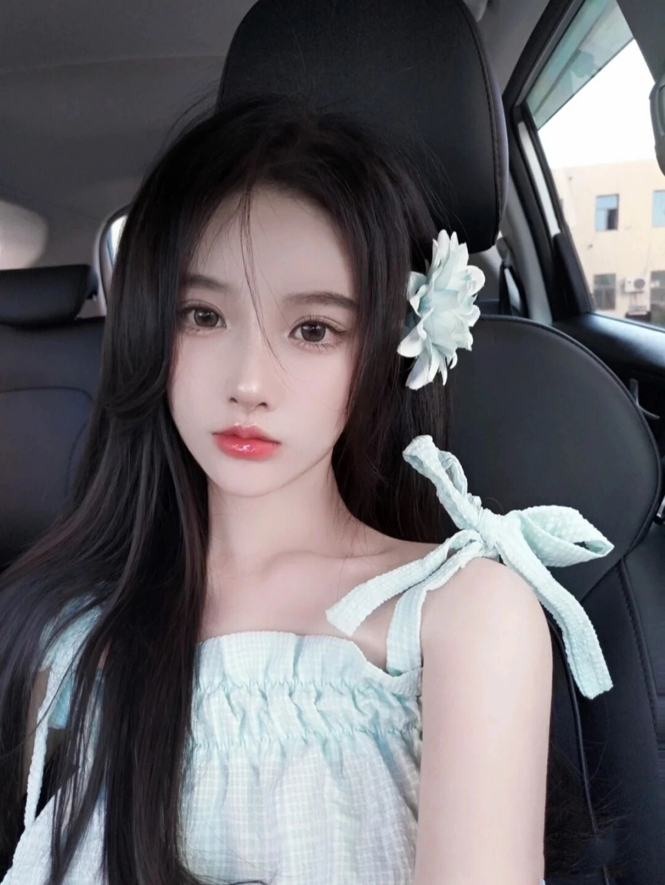 美女图片(安悦溪)