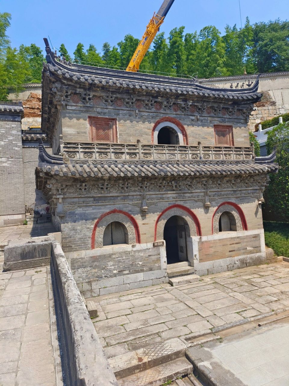 宝华山隆昌寺一游 上午游玩道教胜地茅山风景区后,下午驱车来到佛教