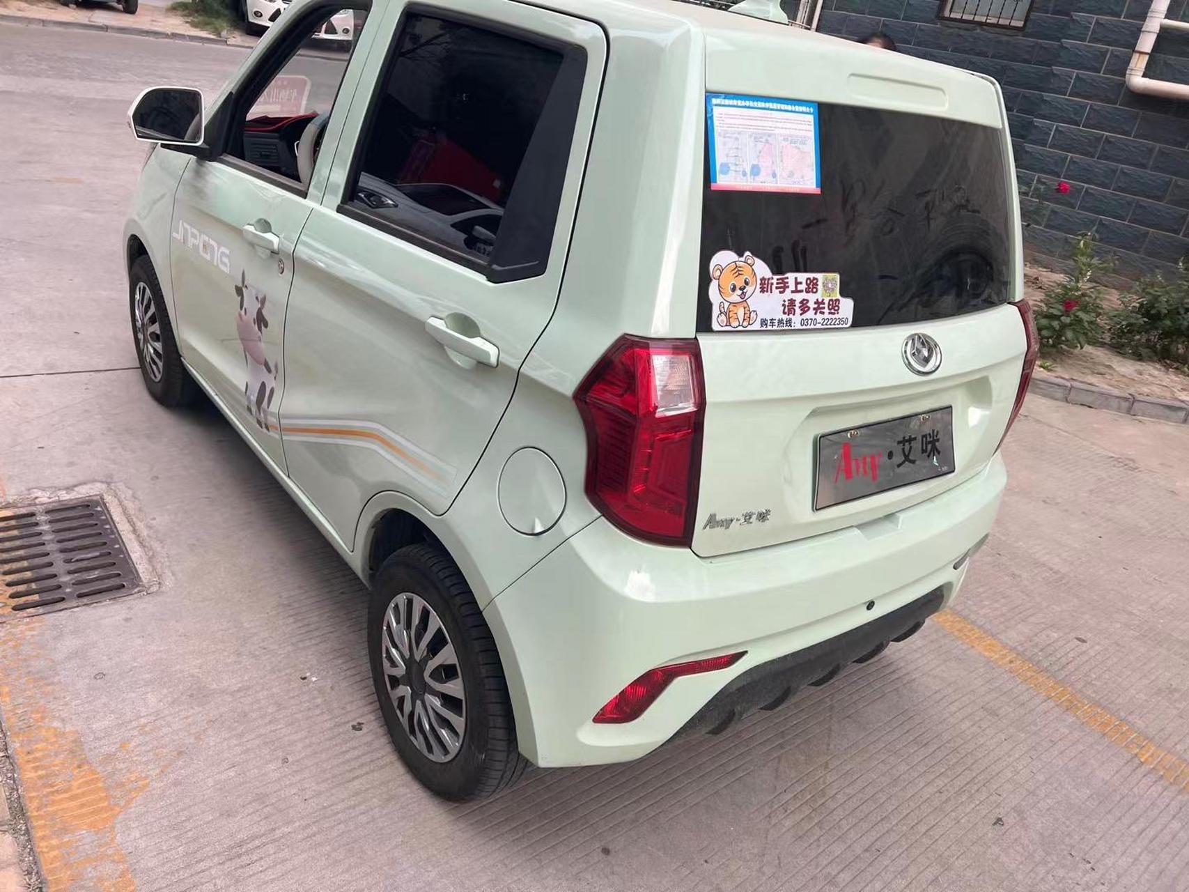 22年六月刚买的金彭艾米,准新车一台,才开了2200公里,新车啥样它啥样