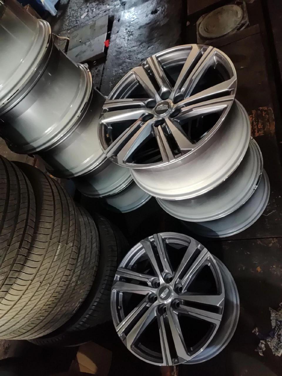 凯迪拉克新能源锐歌原车配套轮毂.20寸戴卡全新原厂正品轮毂.