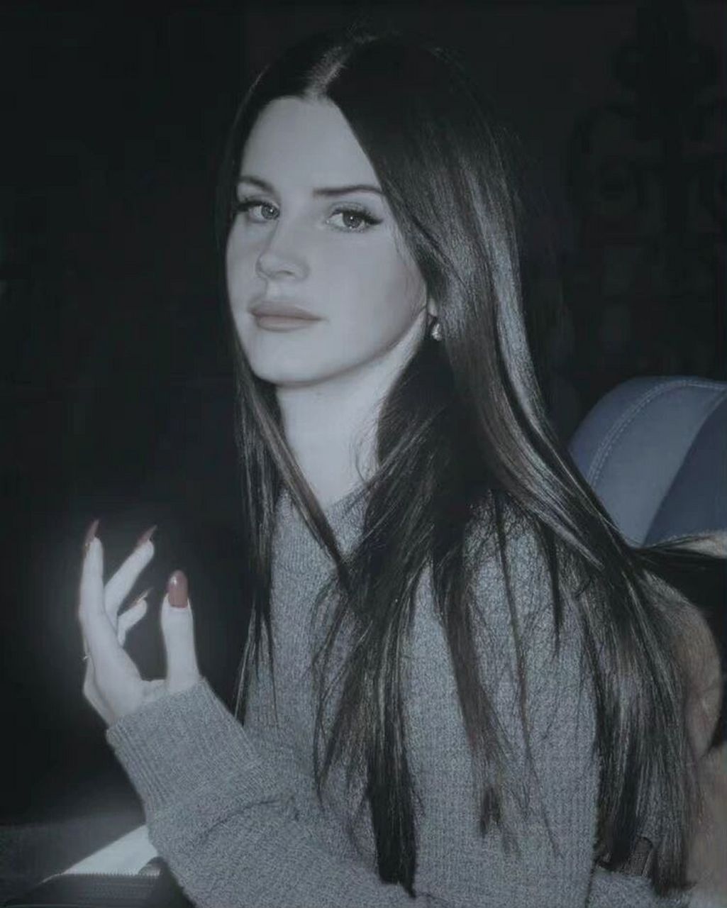 lana del rey吸烟图片