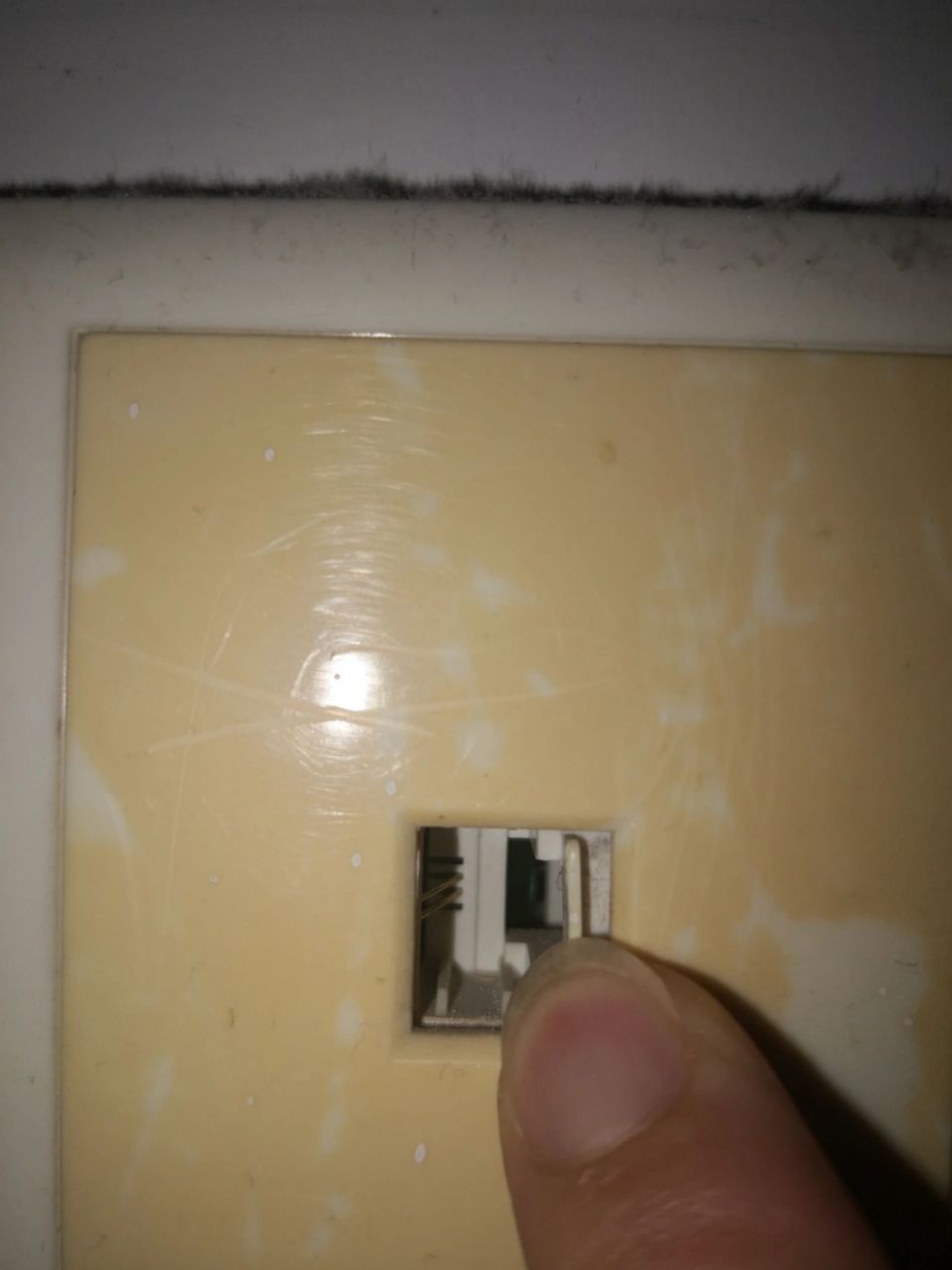 电话线插口可以改网线吗?