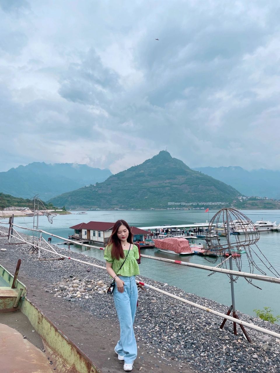 宜宾周边|周末小景点 好像在群山迷绕中 坐标:邵女坪(导航就可以到) 