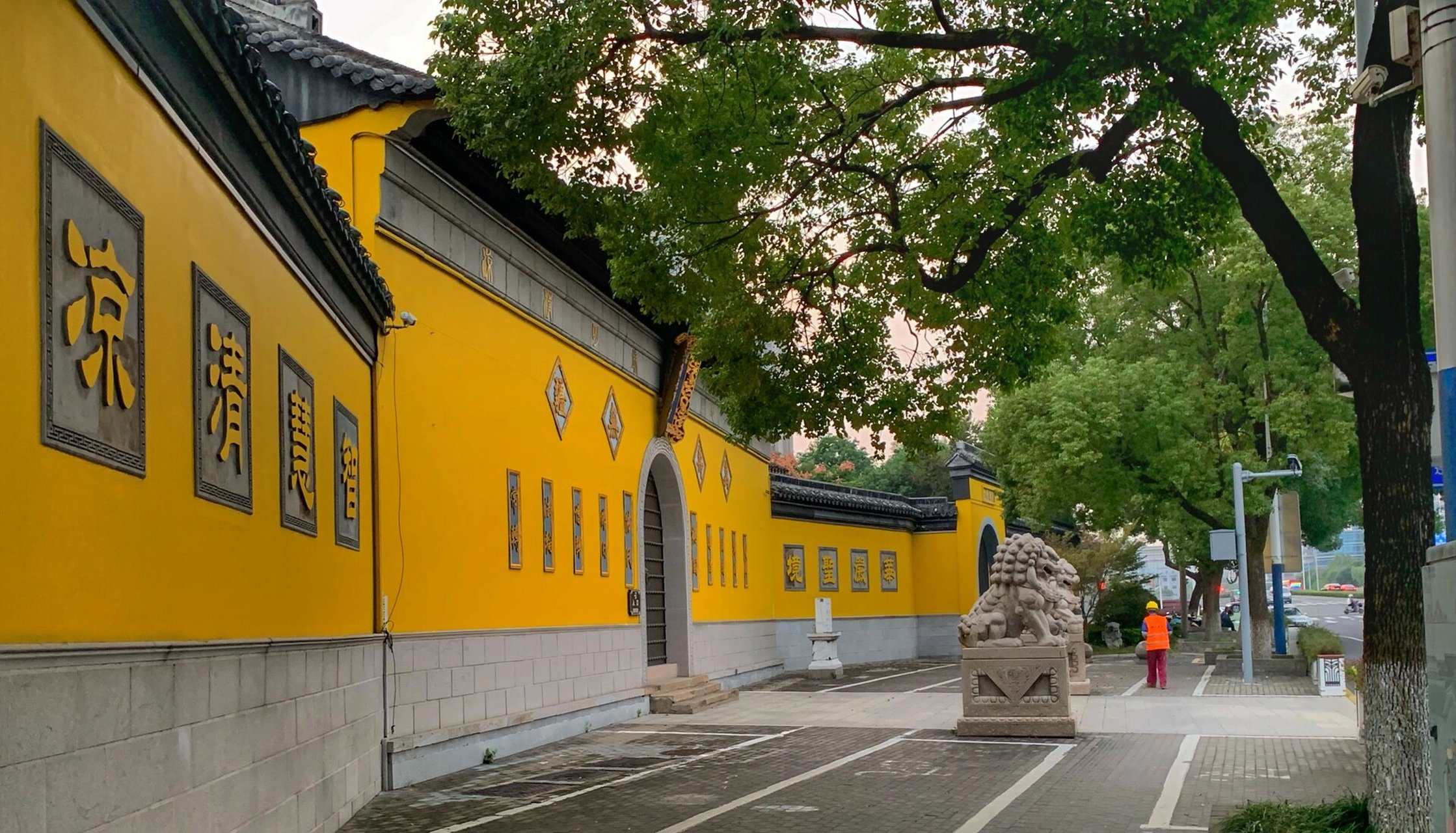 探访常州清凉禅寺 清凉寺位于常州市清凉路22号,进门无门票,请香最低3