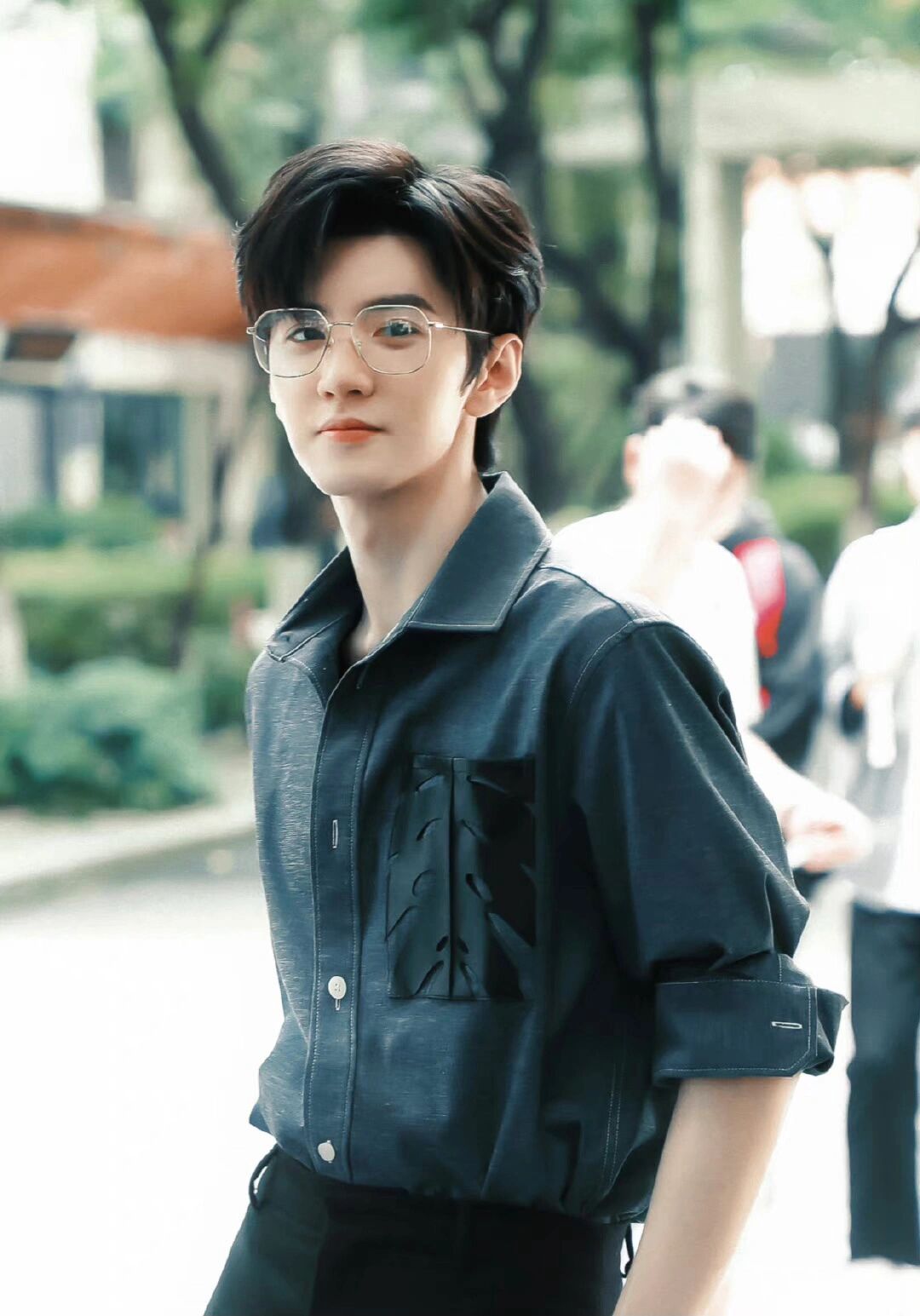 段嘉许  《偷偷藏不住》高清壁纸