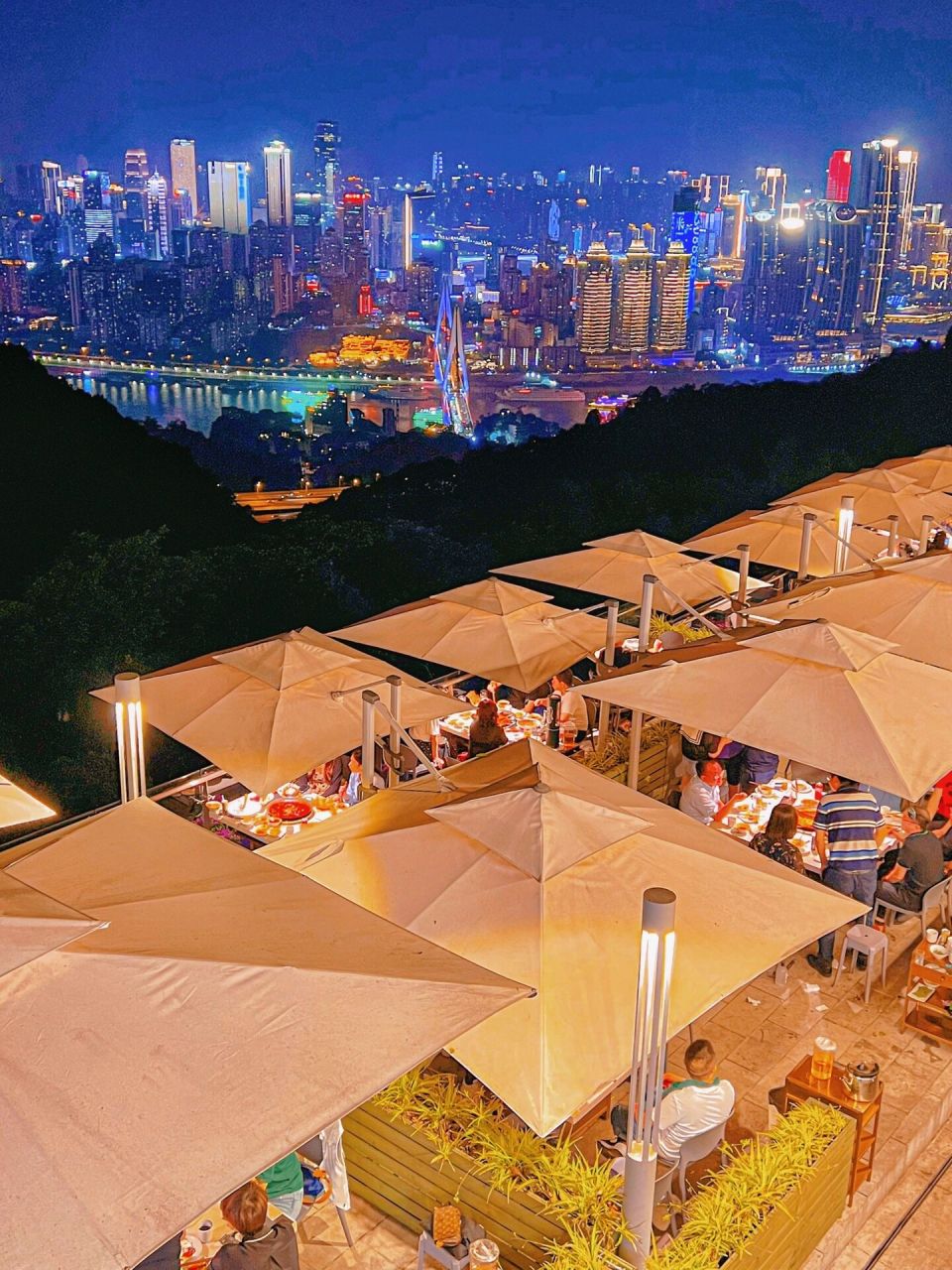 南山绝美山顶夜景火锅 | 共赏浪漫落日余晖 作为重庆土著吃了这么多年