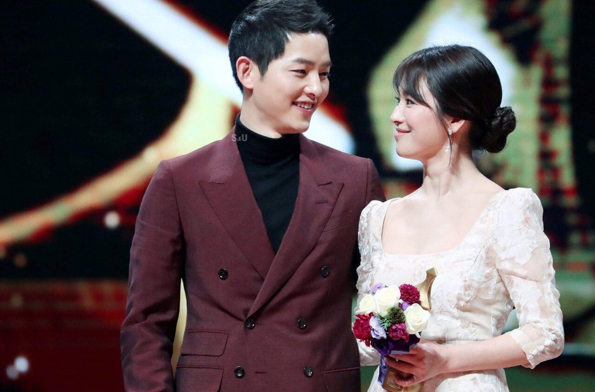 女方出来回应 要说娱乐圈这段时间最大的事情,大家肯定都会想到宋仲基